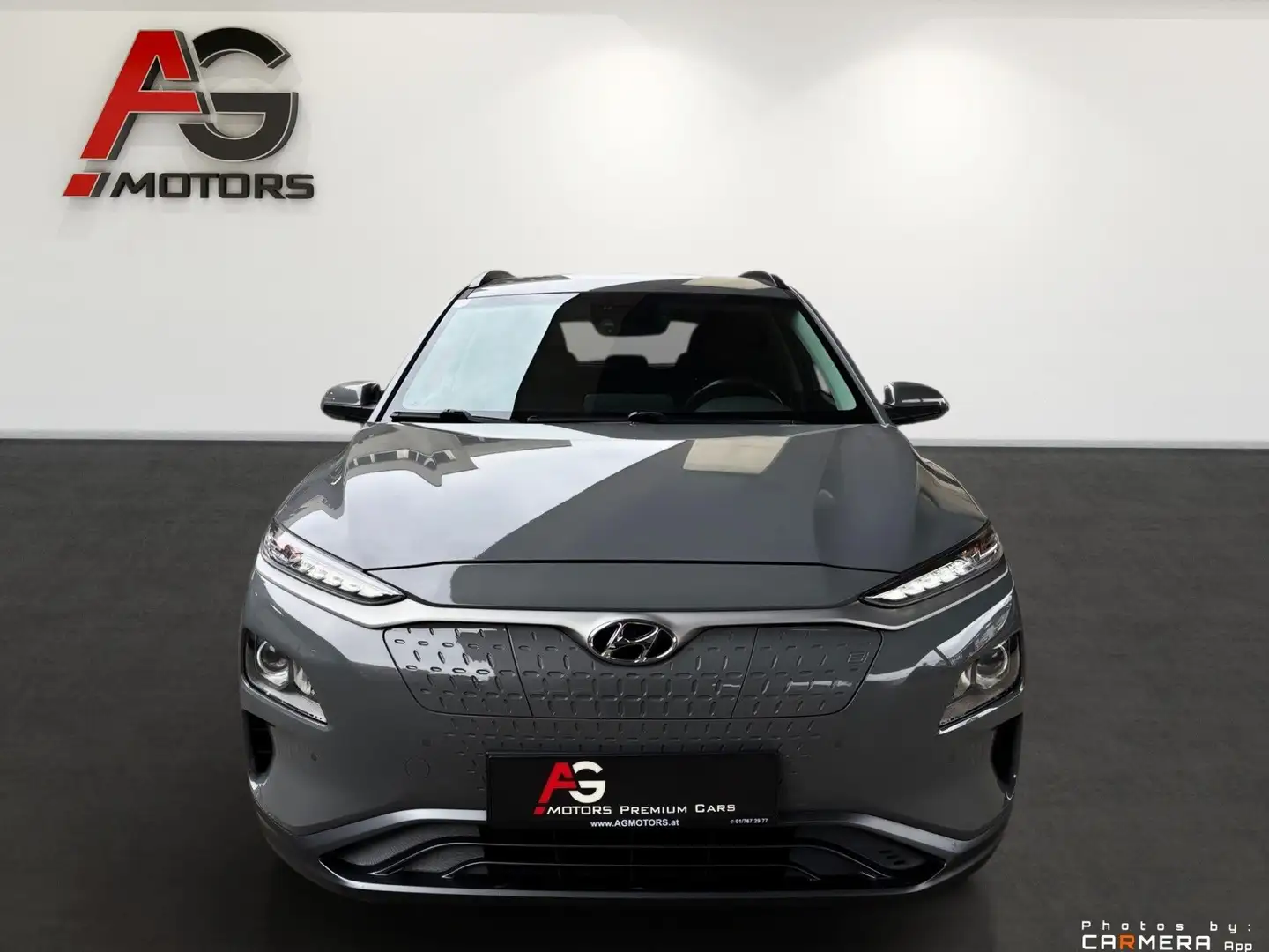 Hyundai KONA 64kWh Level 4/Navi/Kamera/SHZ/1.Besitz Grau - 2