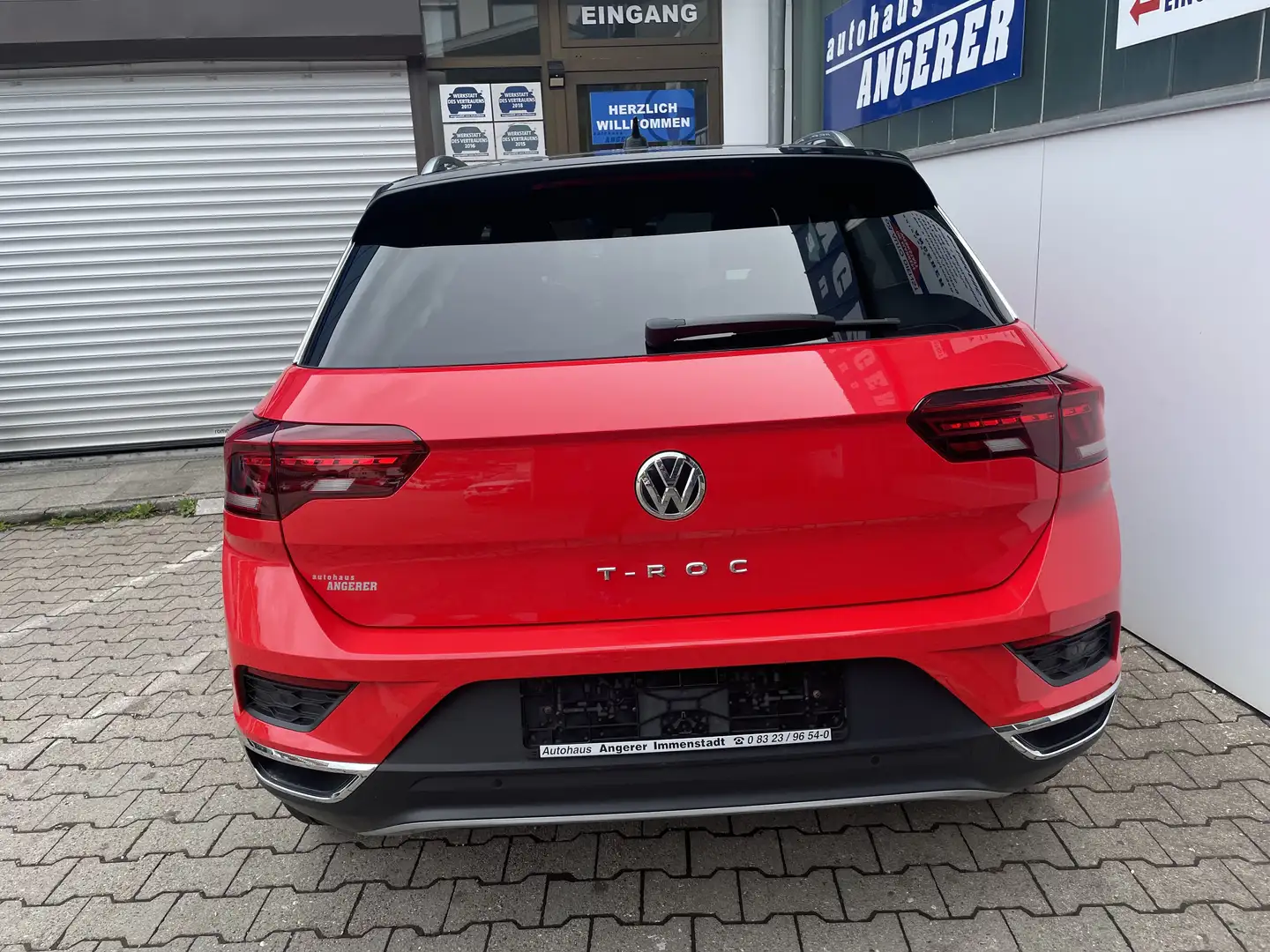 Volkswagen T-Roc 1.5 TSI Sport, LED,NAVI,ACC,PDC Rood - 2