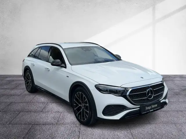 Mercedes-Benz E 300 de 4M T All-Terrain NP: 91.297 AHV HEAD UP Ansicht 6