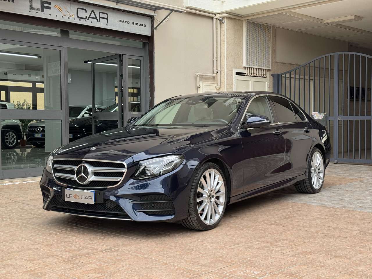 Mercedes-Benz E 220 d Premium 4matic auto 194 cv IVA ESPOSTA
