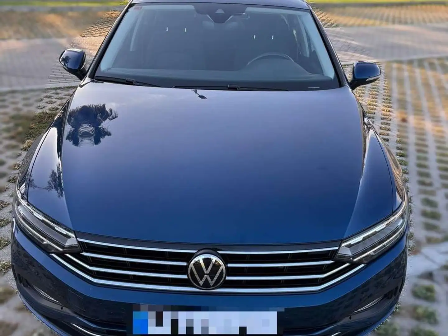 Volkswagen Passat Variant 2.0TDI EVO Executive DGS7 110kW Azul - 2