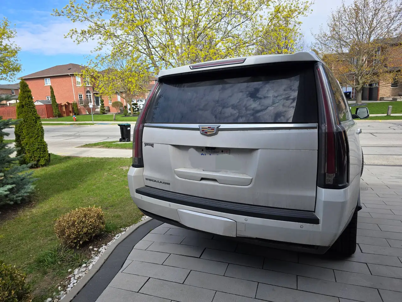 Cadillac Escalade снимка Cadillac Escalade