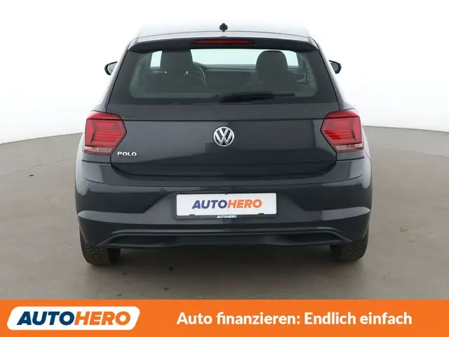 Volkswagen Polo view 5