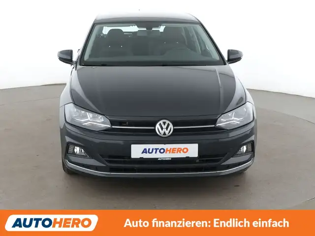 Volkswagen Polo view 9