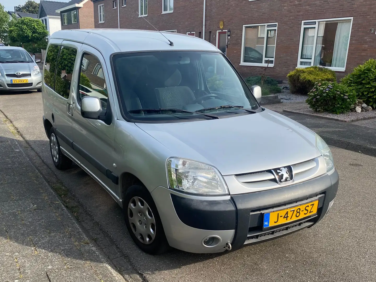 Peugeot Partner Ranch undefined Grijs - 1