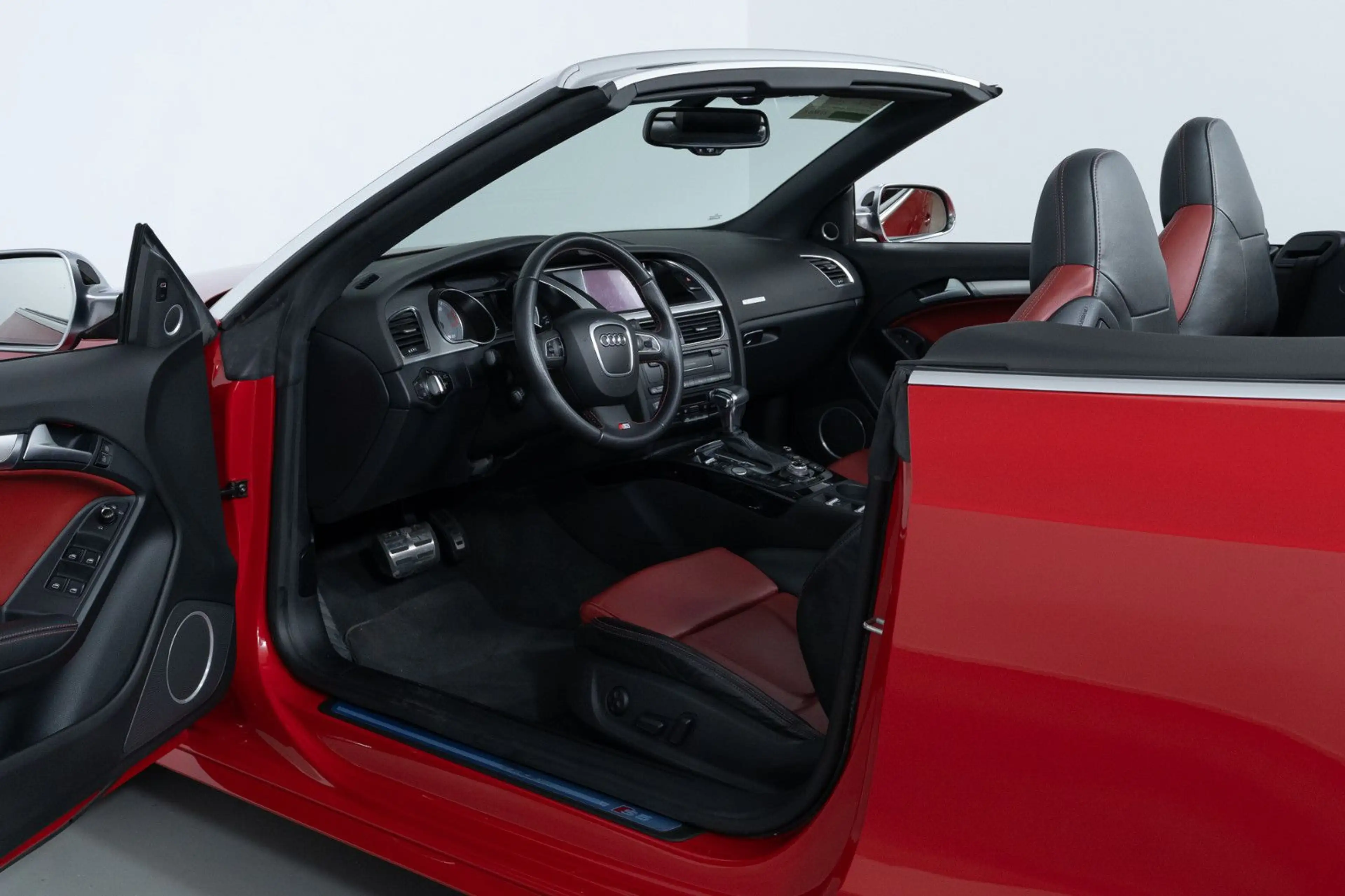 Audi S5 Cabriolet 3.0 TFSI quattro — photo 9