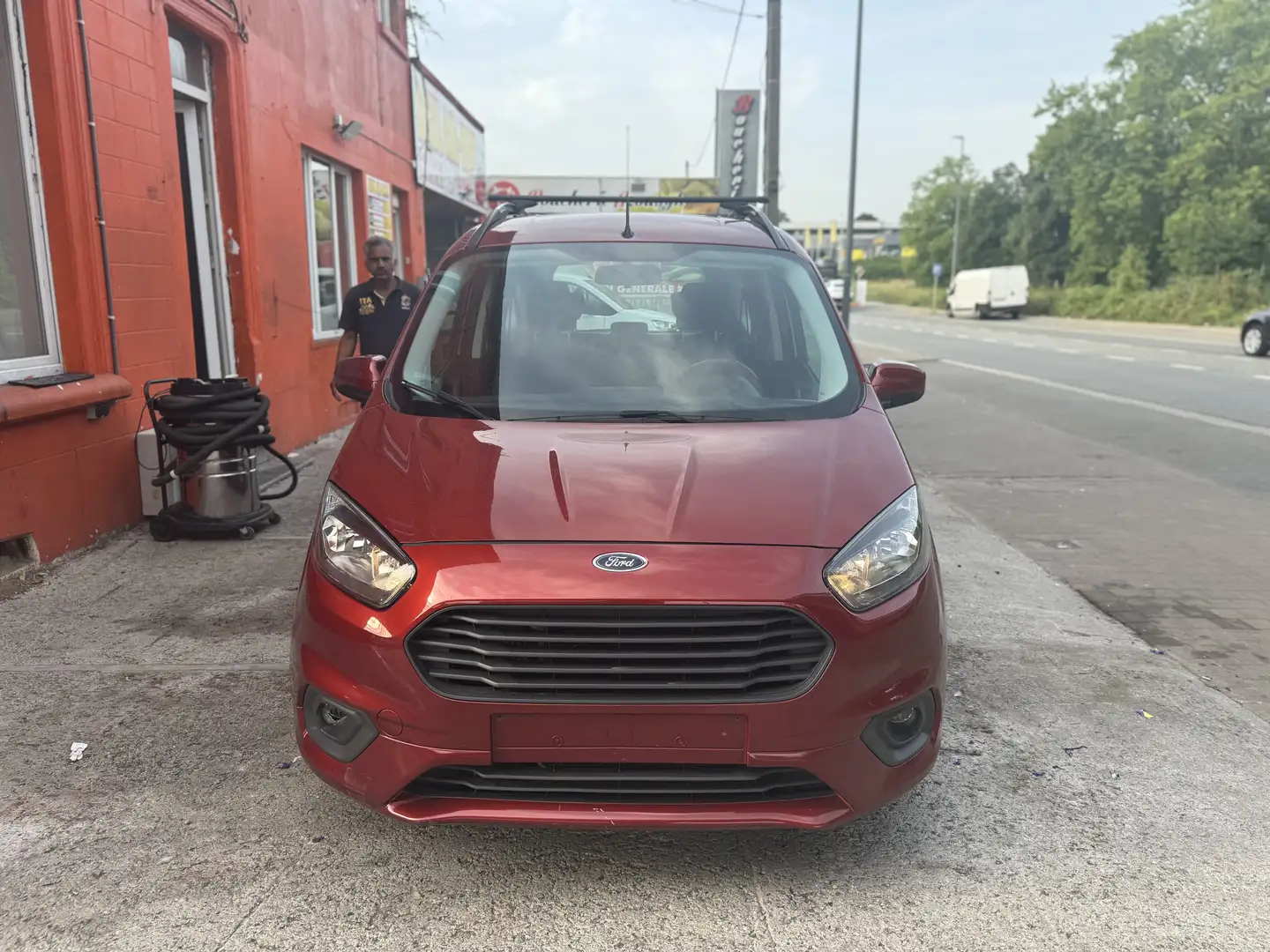 Ford Tourneo 1.0 EcoBoost Sport S/S Red - 1