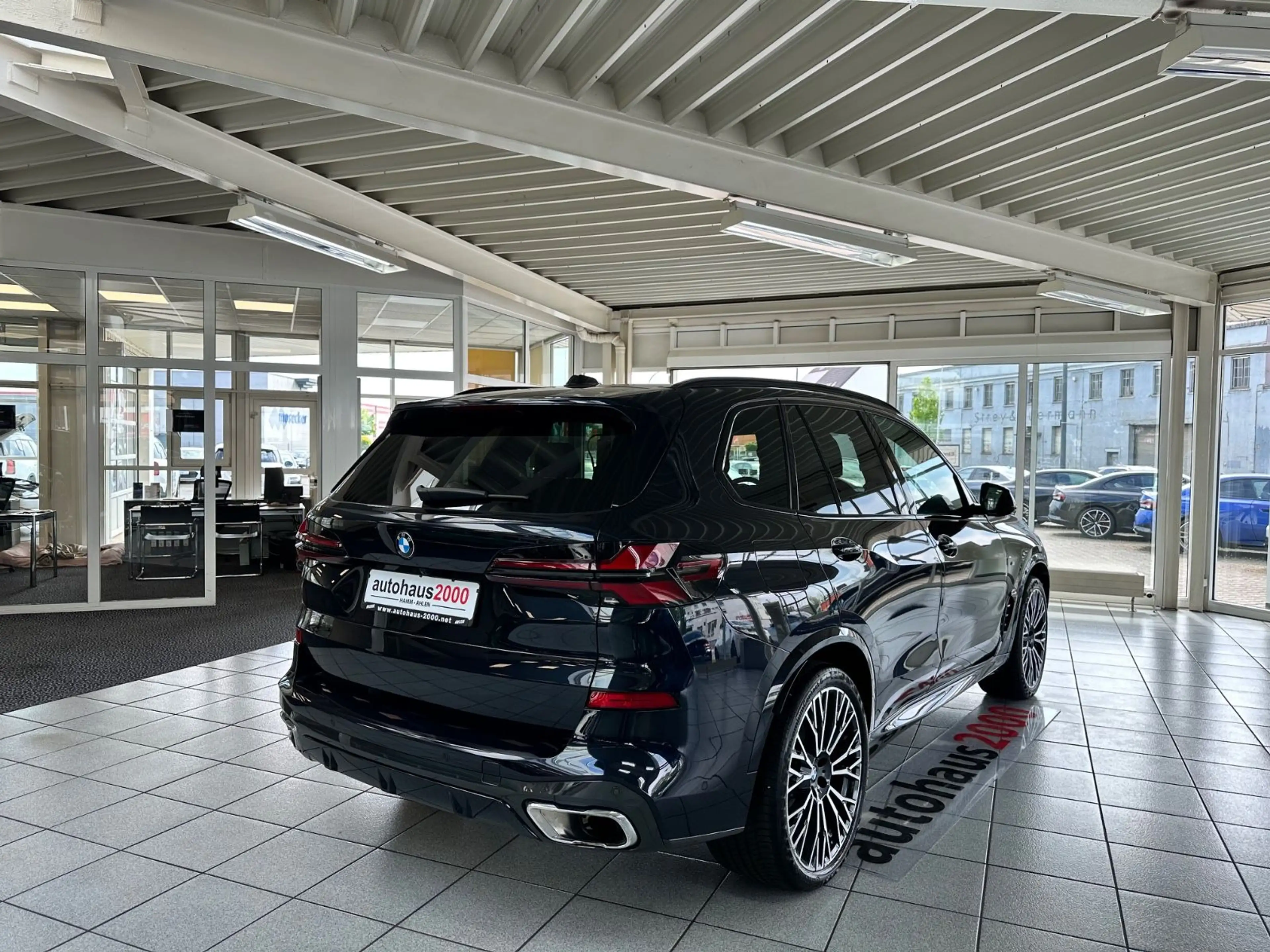 BMW X5 30d xDrive M Sportpaket LED/HUD/360°/AHK/PANO — photo 3