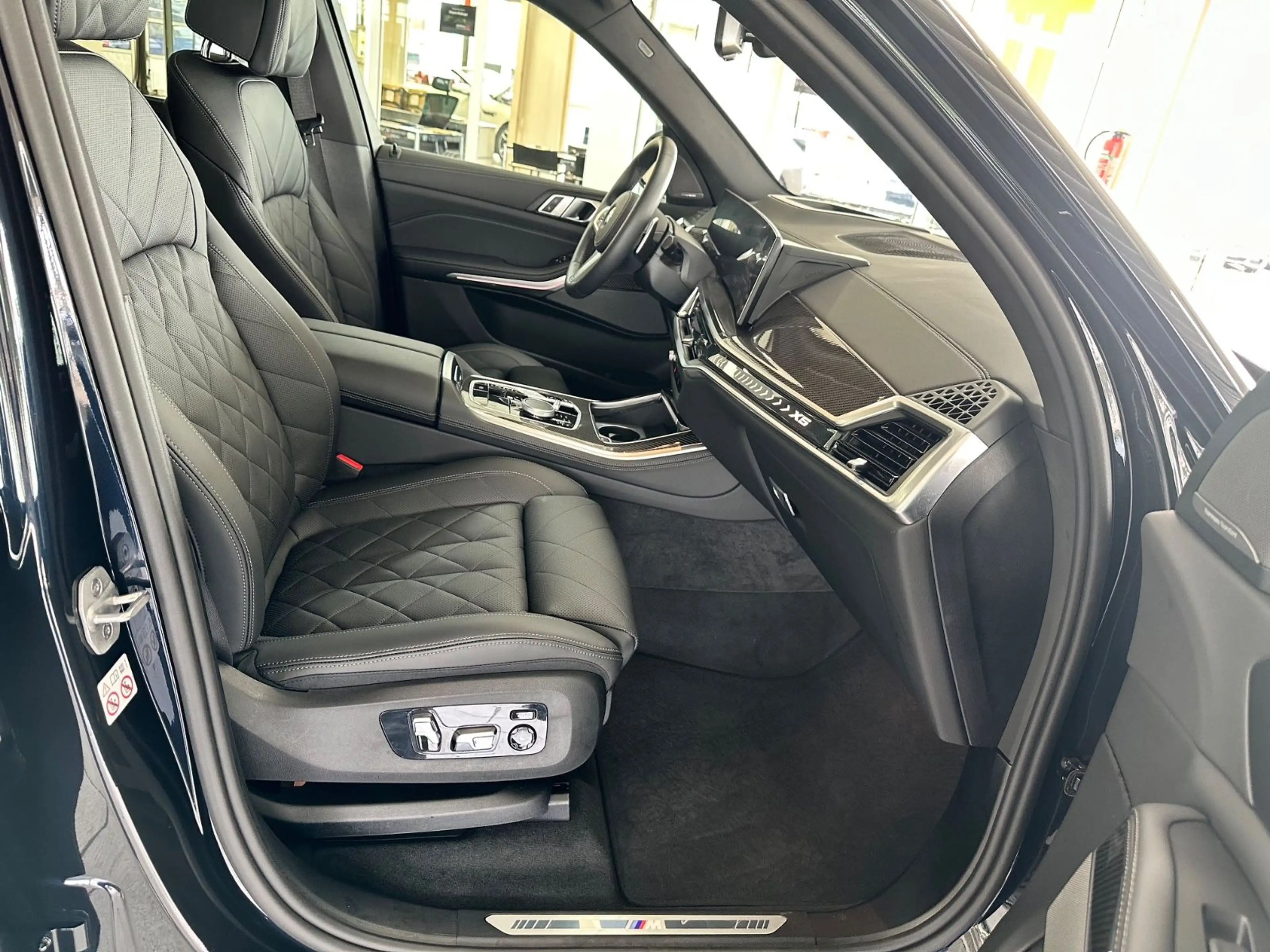 BMW X5 30d xDrive M Sportpaket LED/HUD/360°/AHK/PANO — photo 9