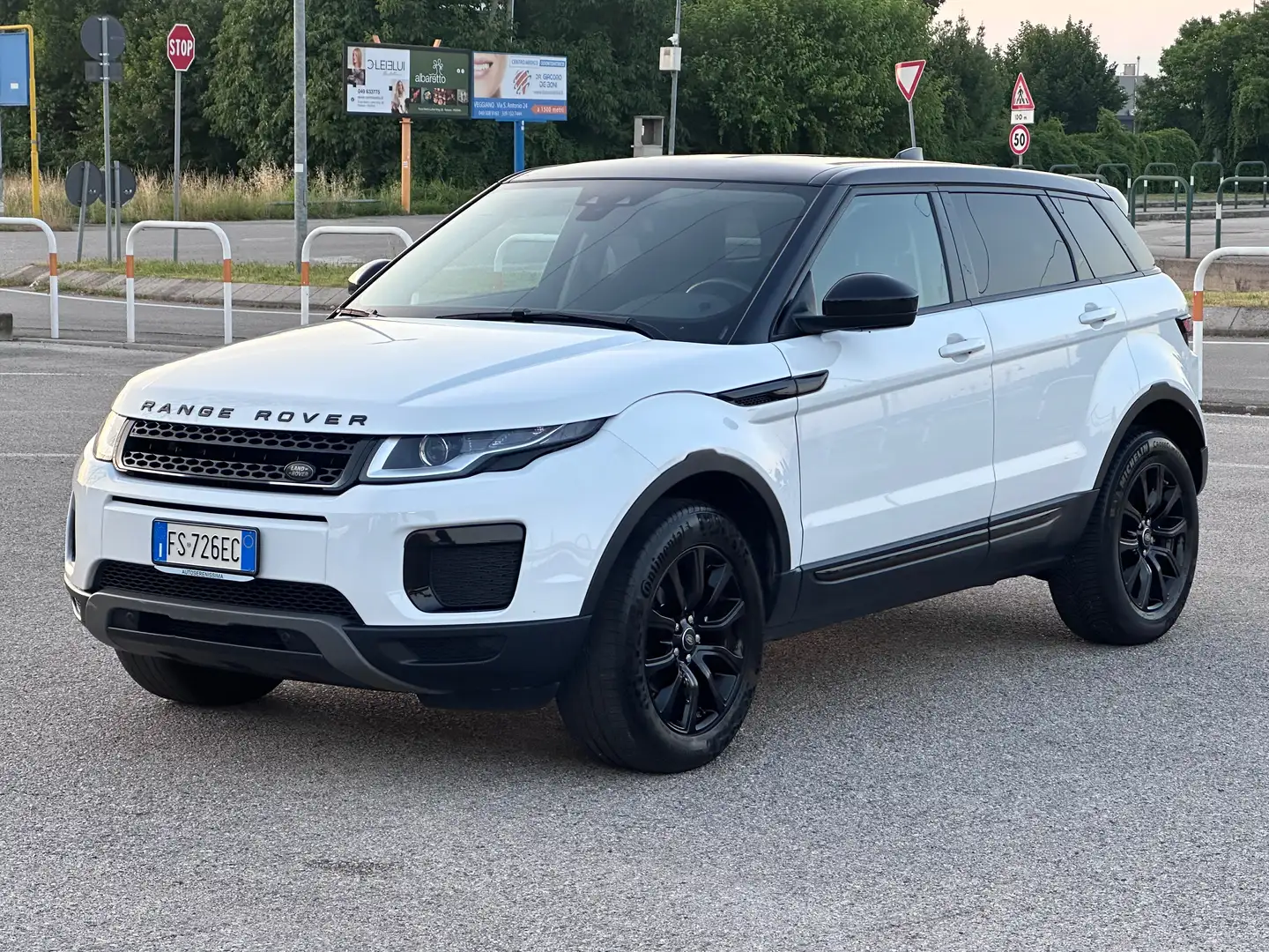 Land Rover Range Rover Evoque 5p 2.0 td4 SE 150cv my19 - 2