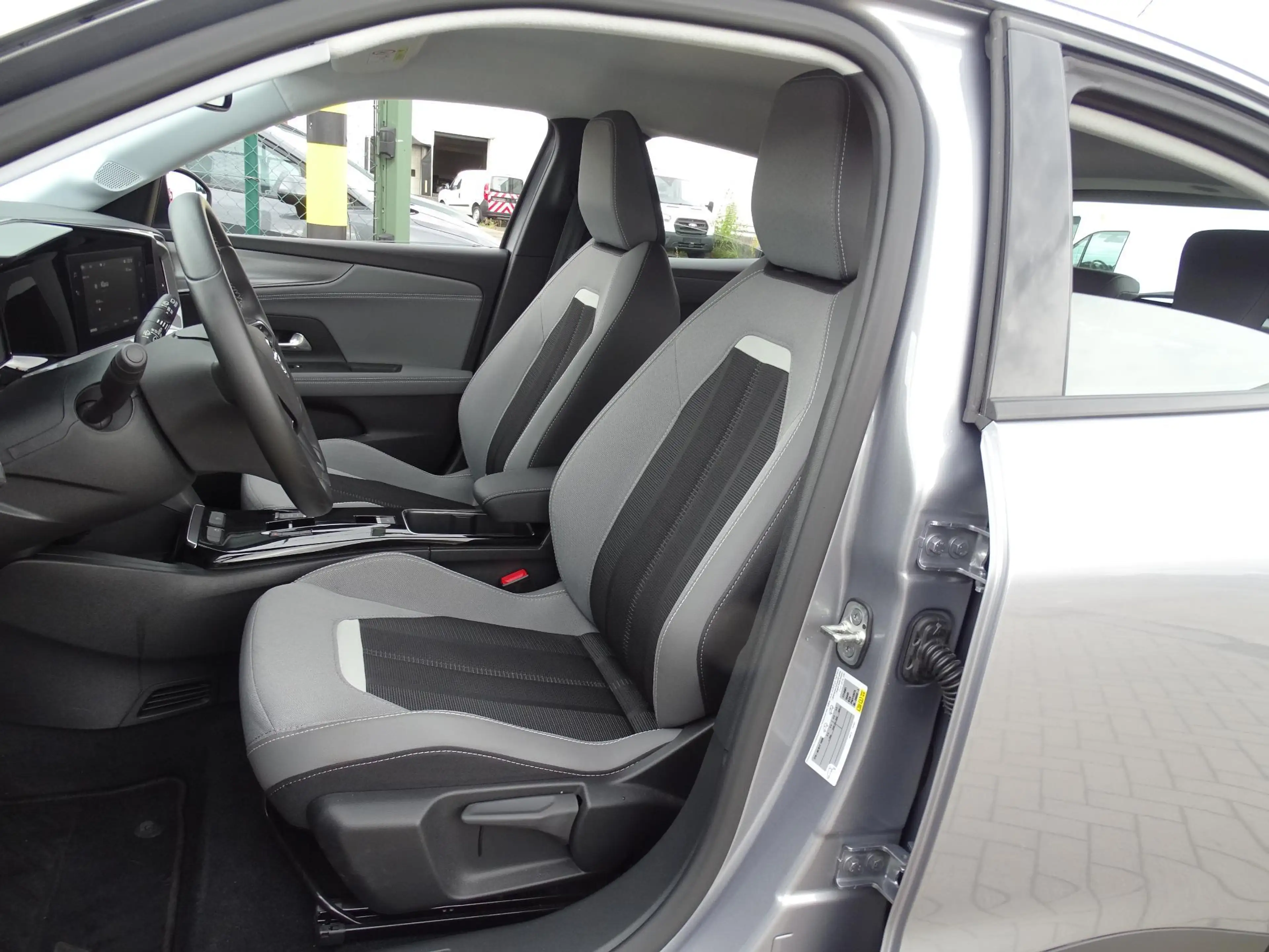 Opel Mokka 1.2T Edition aut. +gps+camera verwacht — photo 11