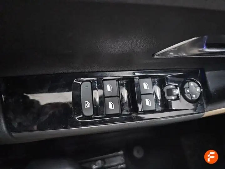 Lancia Ypsilon 2025, foto 23