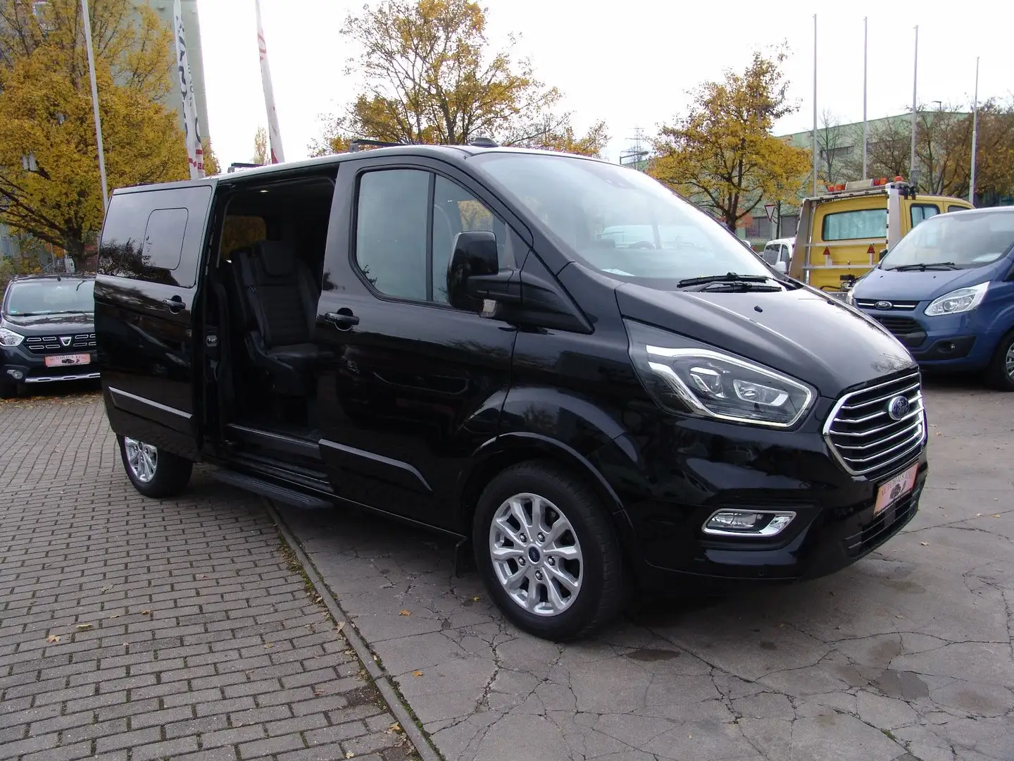 Ford Tourneo Custom Titanium X-AUTOM/9Sit/Leder/NAVI Schwarz - 1