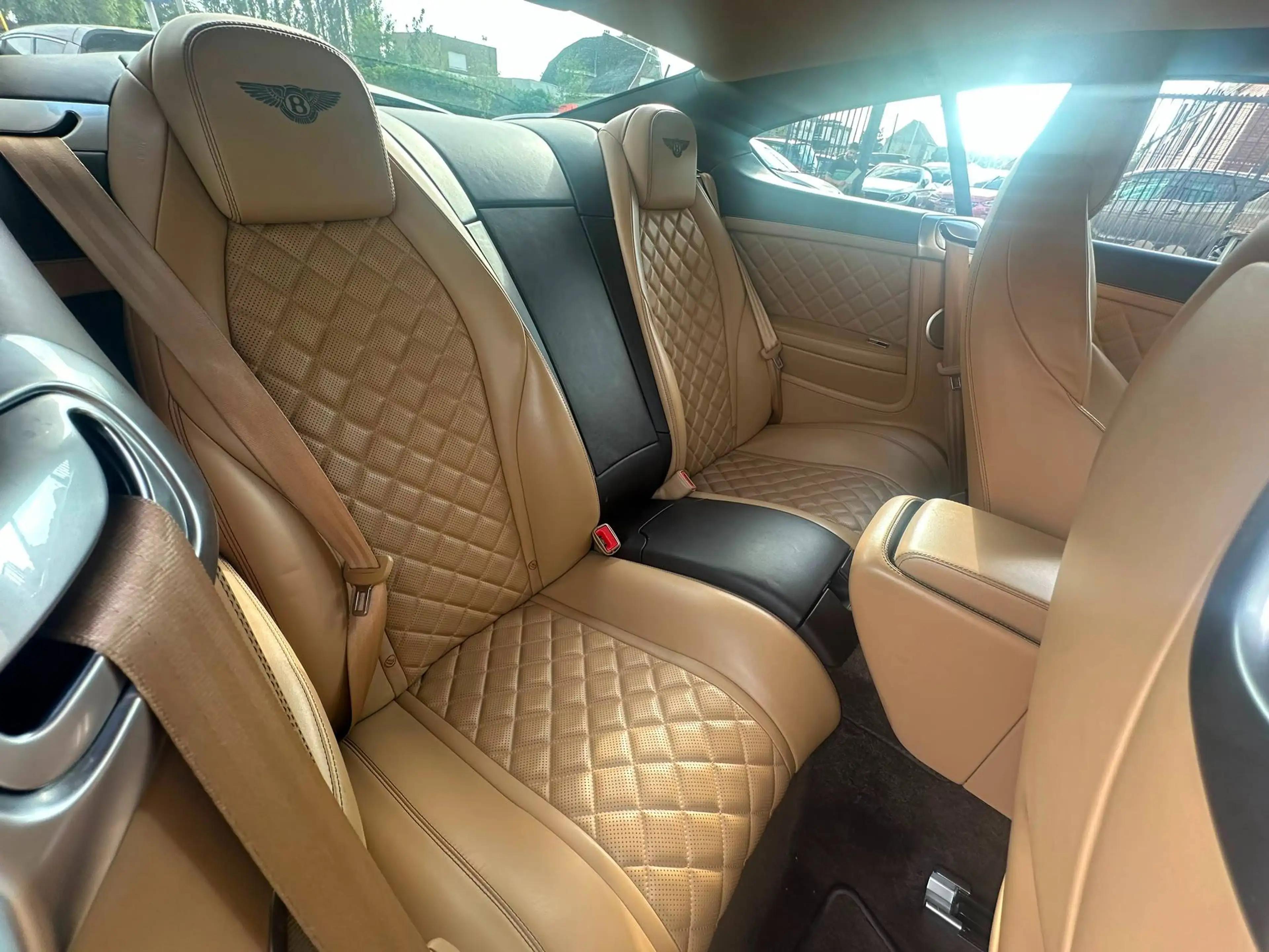 Bentley Continental GT 4.0 BiTurbo V8 S/CUIR/CAMERA/SIEGE FULL/START AND STOP/GARANTIE 12 MOIS — photo 9