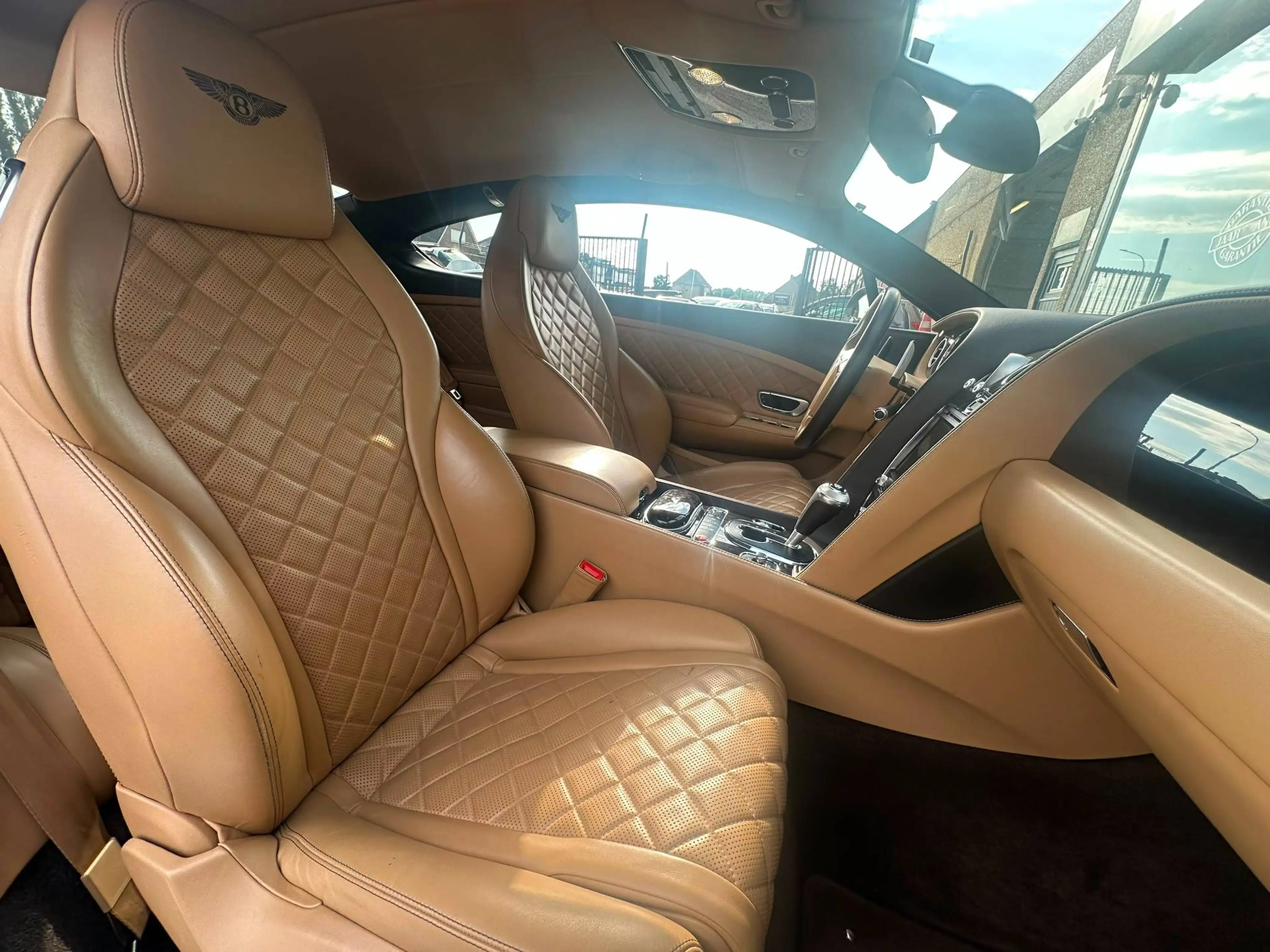 Bentley Continental GT 4.0 BiTurbo V8 S/CUIR/CAMERA/SIEGE FULL/START AND STOP/GARANTIE 12 MOIS — photo 10
