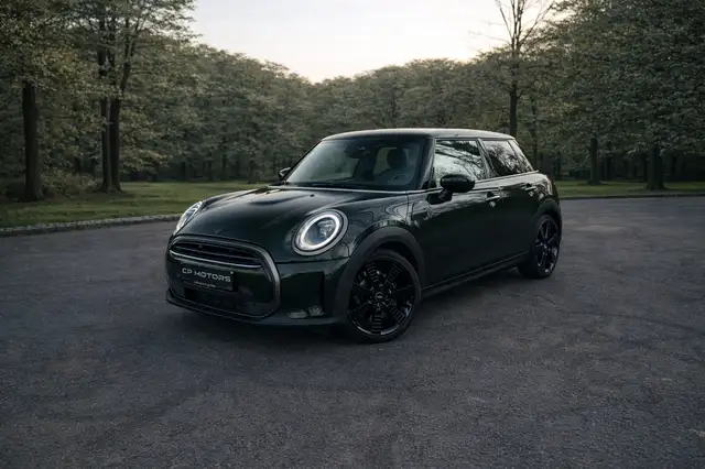 MINI Cooper 5-DEURS | RESOLUTE EDITIE | PANO | H&K | HUD | CAMERA | VOLLEDER | BTW-WAGEN