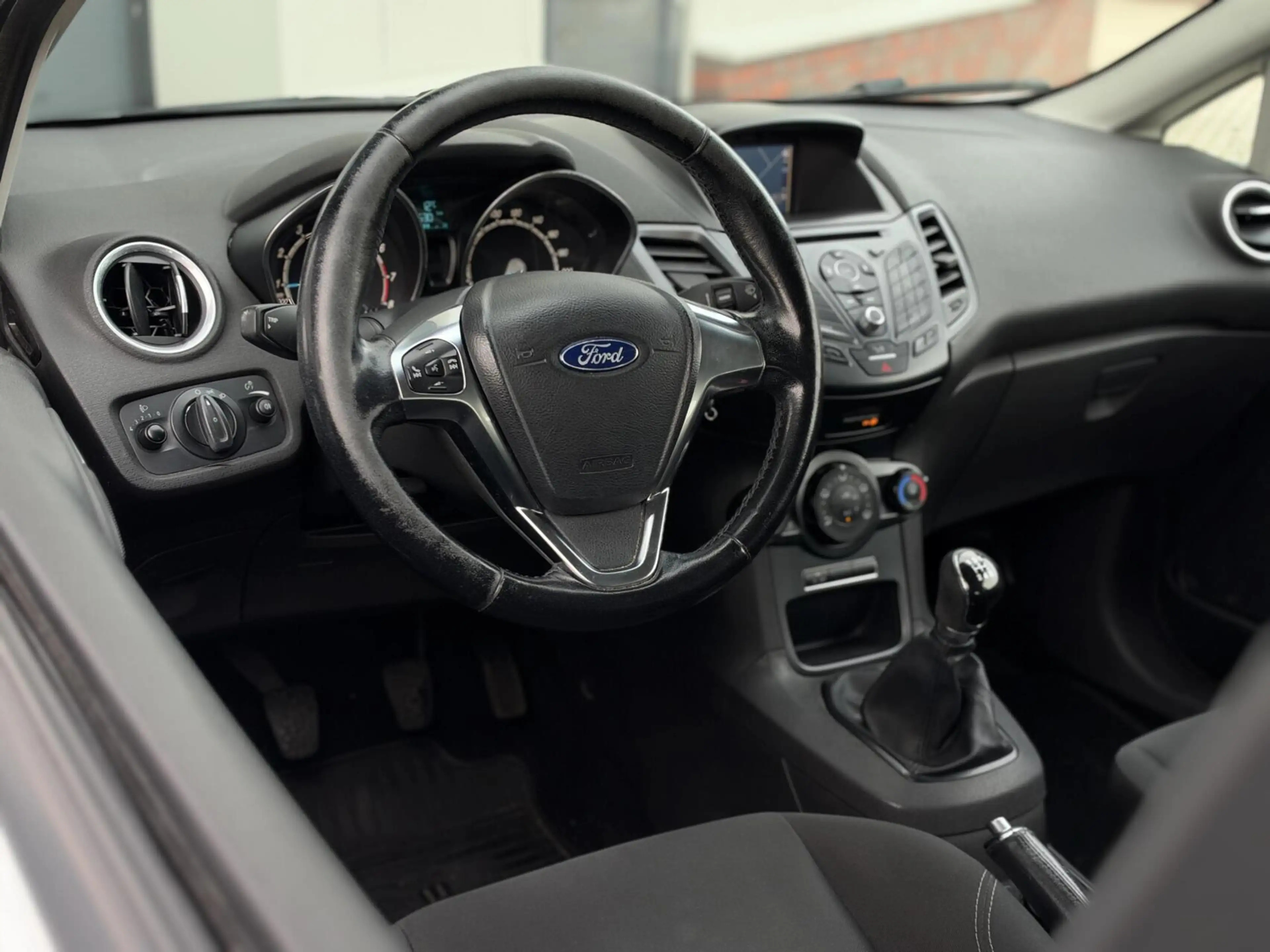 Ford Fiesta 1.0 Style Essential | LED | Navigatie | Airco | Wi — photo 8