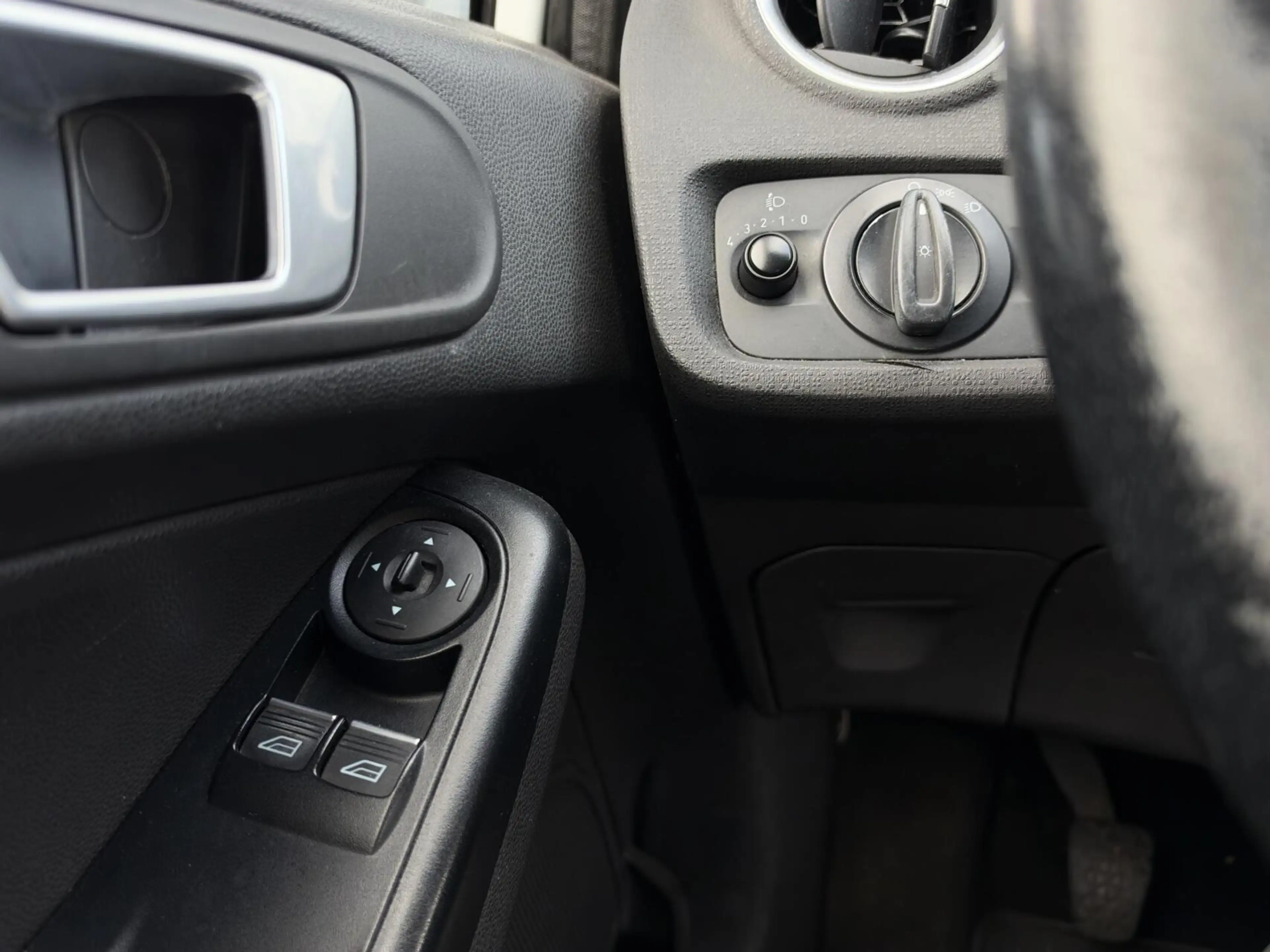 Ford Fiesta 1.0 Style Essential | LED | Navigatie | Airco | Wi — photo 15