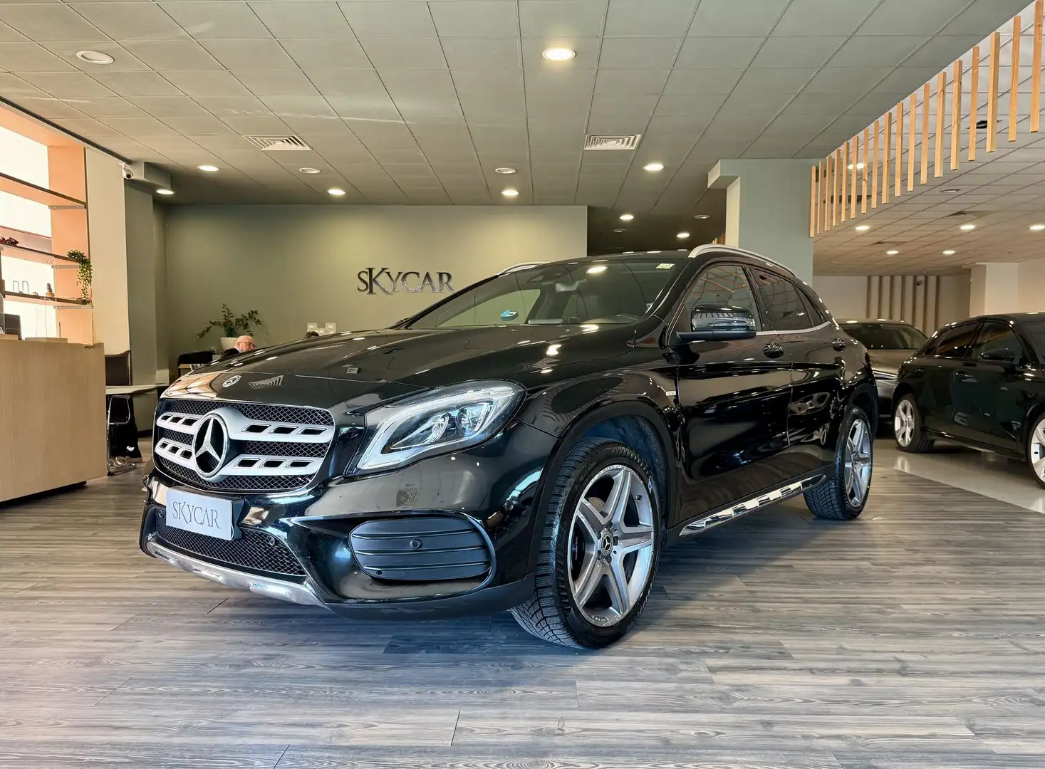Mercedes-Benz GLA 180 GLA 180 d Automatic Premium Nero - 1