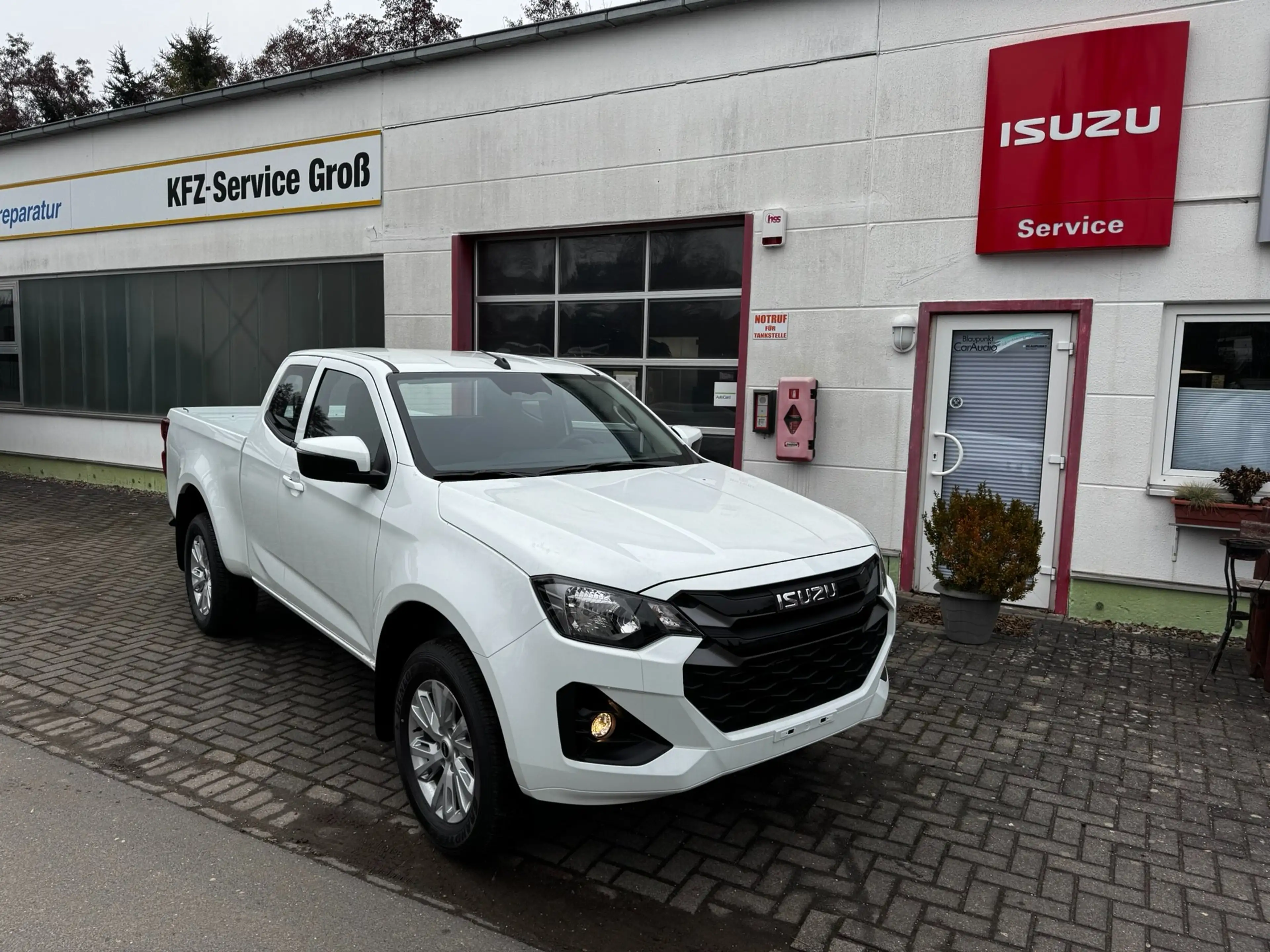 Isuzu D-Max Space Cab 4WD LS Rough Terrain Mode