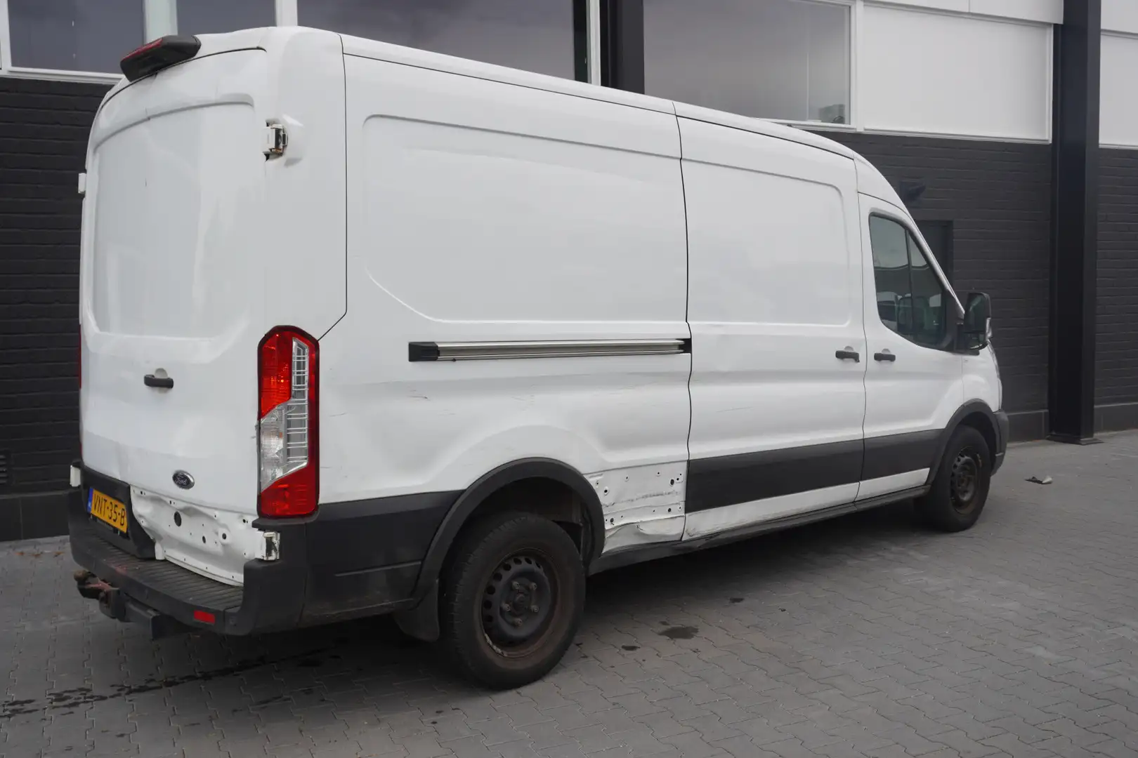 Ford Transit 2.0 TDCI 130PK L3H2 EURO 6 - Airco -  Navi - Cruis Blanc - 2