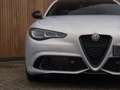 Alfa Romeo Giulia 2.0T 280pk Q4 Competizione | MY24 | Pano-dak | Har Grigio - thumbnail 3