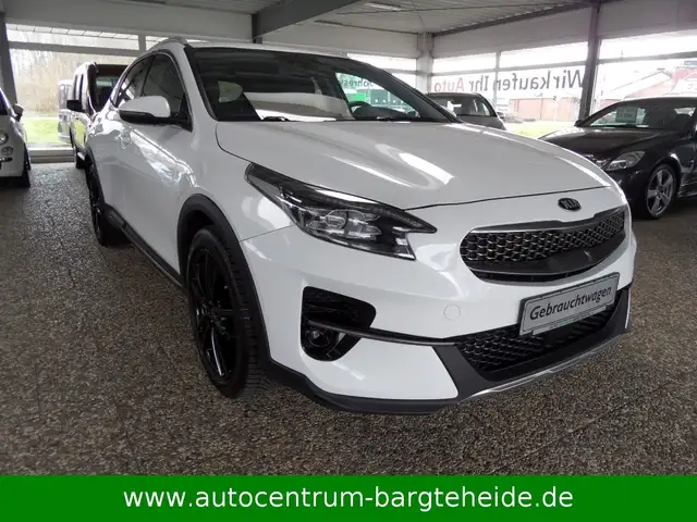 Kia XCeed Aut. Spirit 1.HD+KAMERA+NAVI+*LEDER