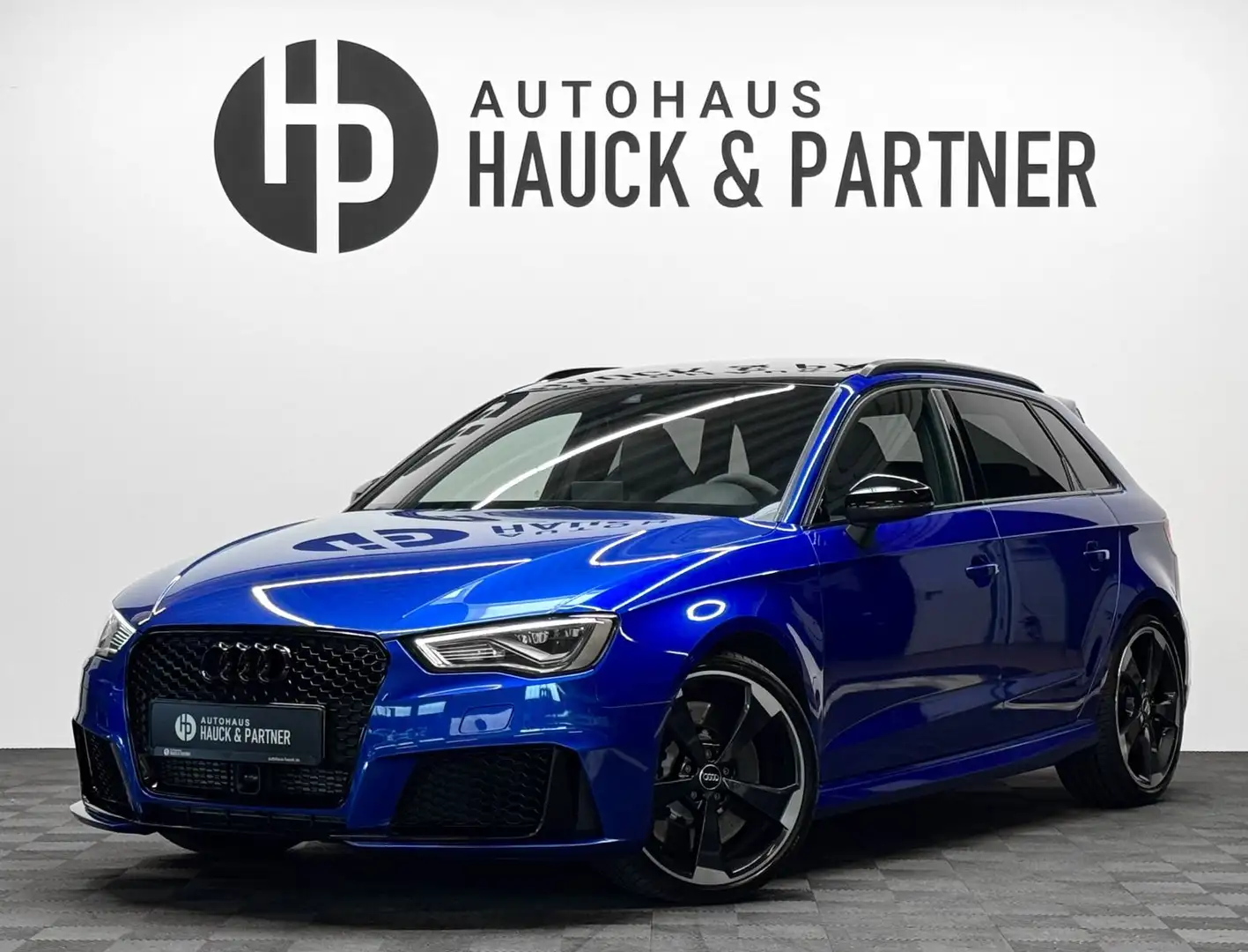 Audi RS3 S.Tr. q. *RS-AGA *B&O *RS-Sitze *Pano *ACC Blau - 1