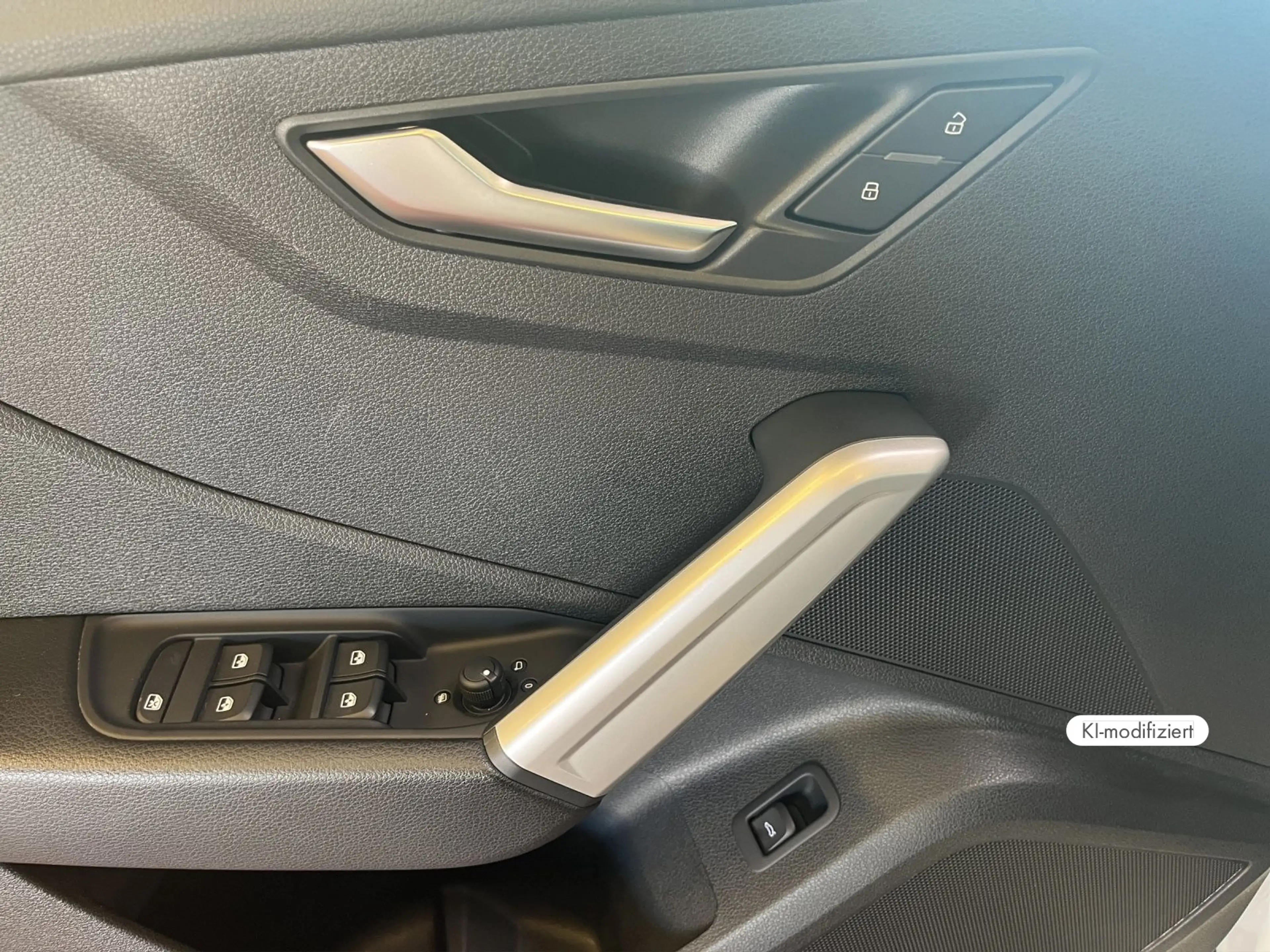 Audi Q2 advanced 35 TFSI *Smartphone IF*Kamera*PDC* — photo 13