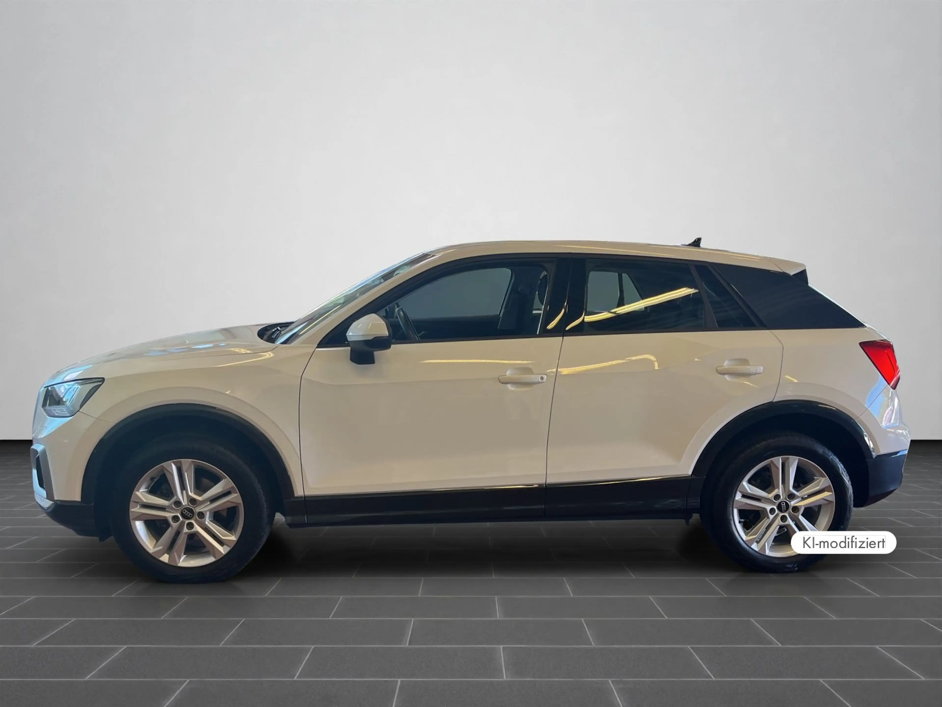 Audi Q2 advanced 35 TFSI *Smartphone IF*Kamera*PDC* — photo 7