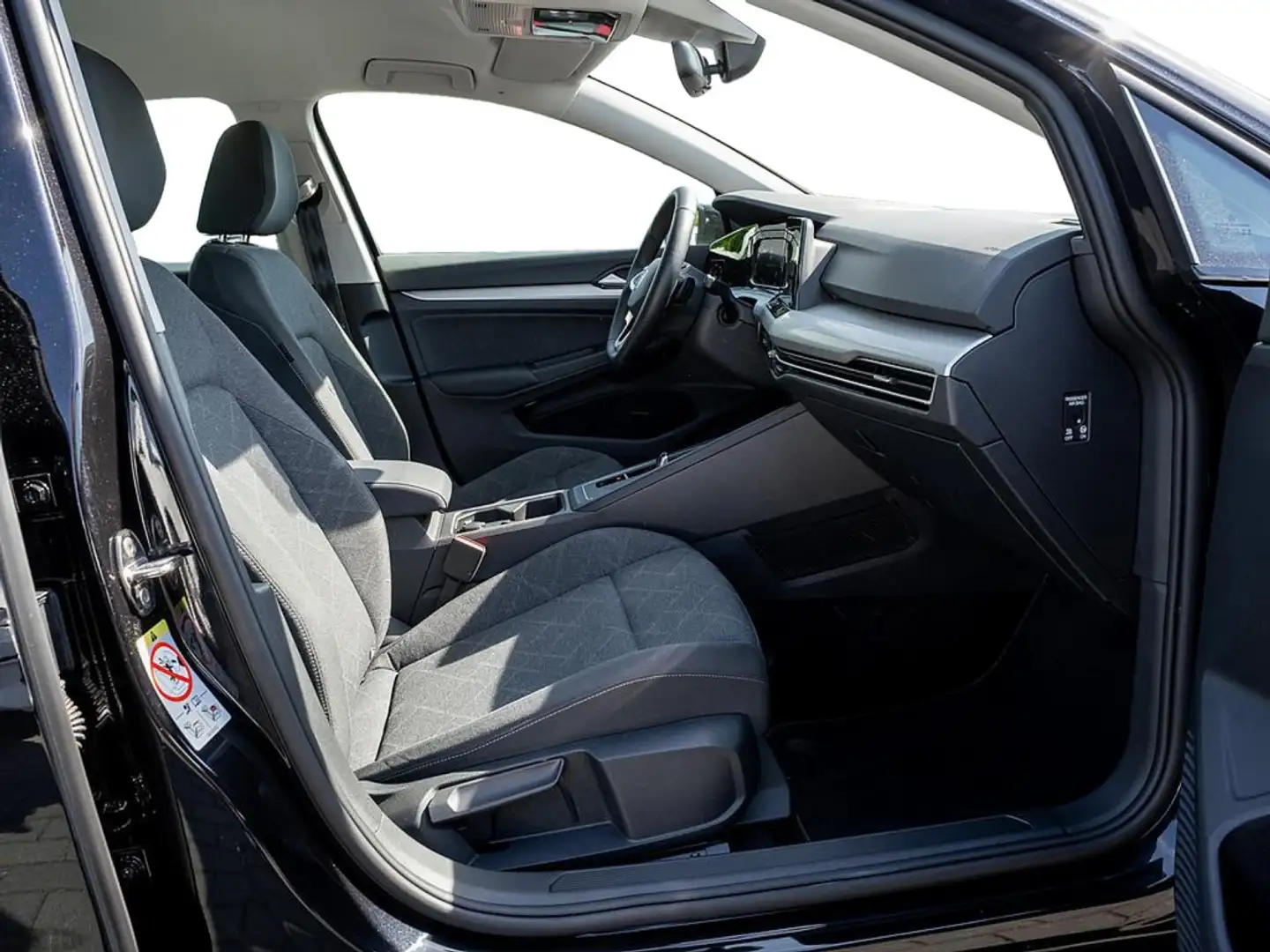 Volkswagen Golf VIII Variant 1.5 eTSI Life NAVI LED-PLUS Schwarz - 2