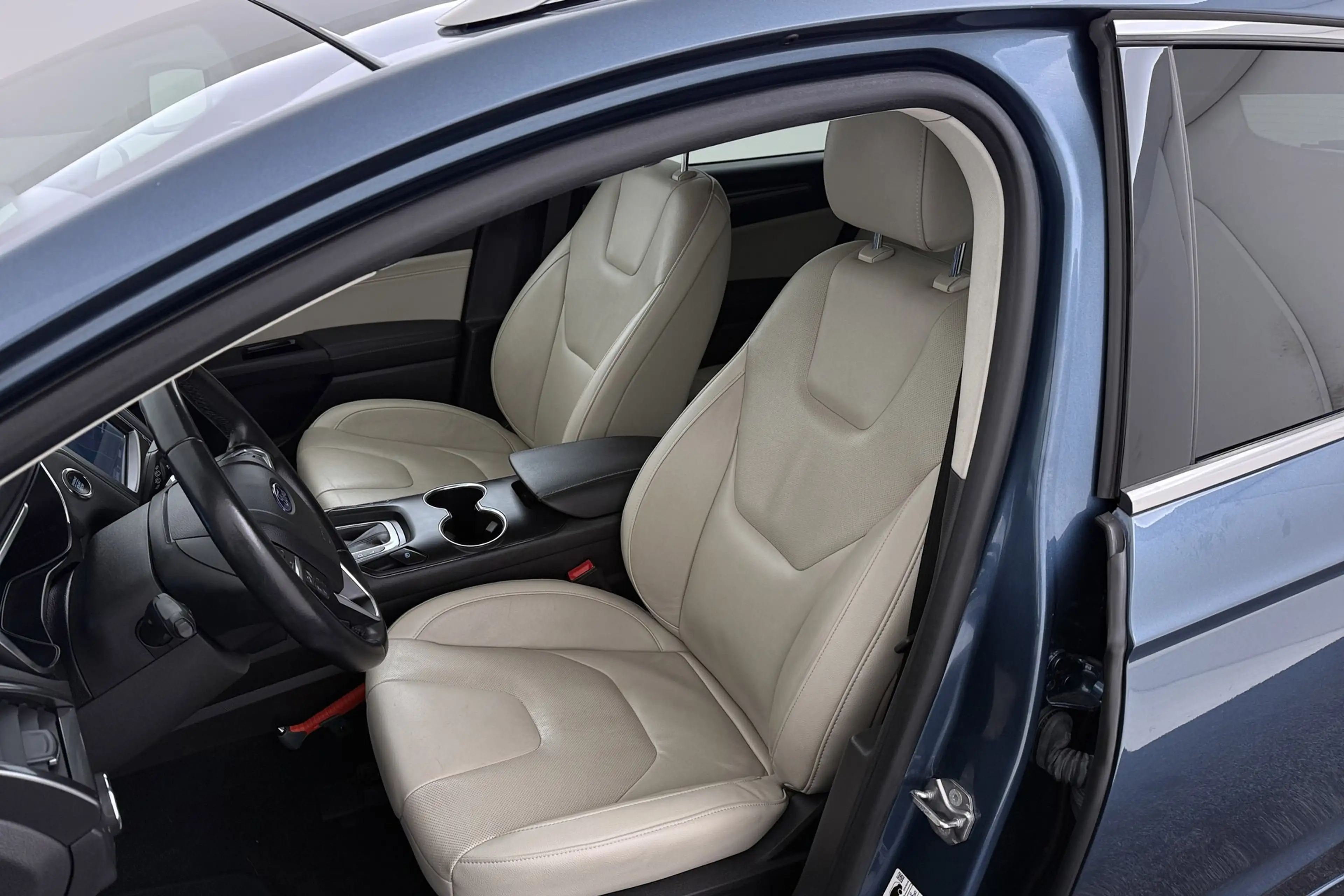 Ford Mondeo Wagon 2.0 IVCT HEV Titanium | Trekhaak | Org NL | — photo 15