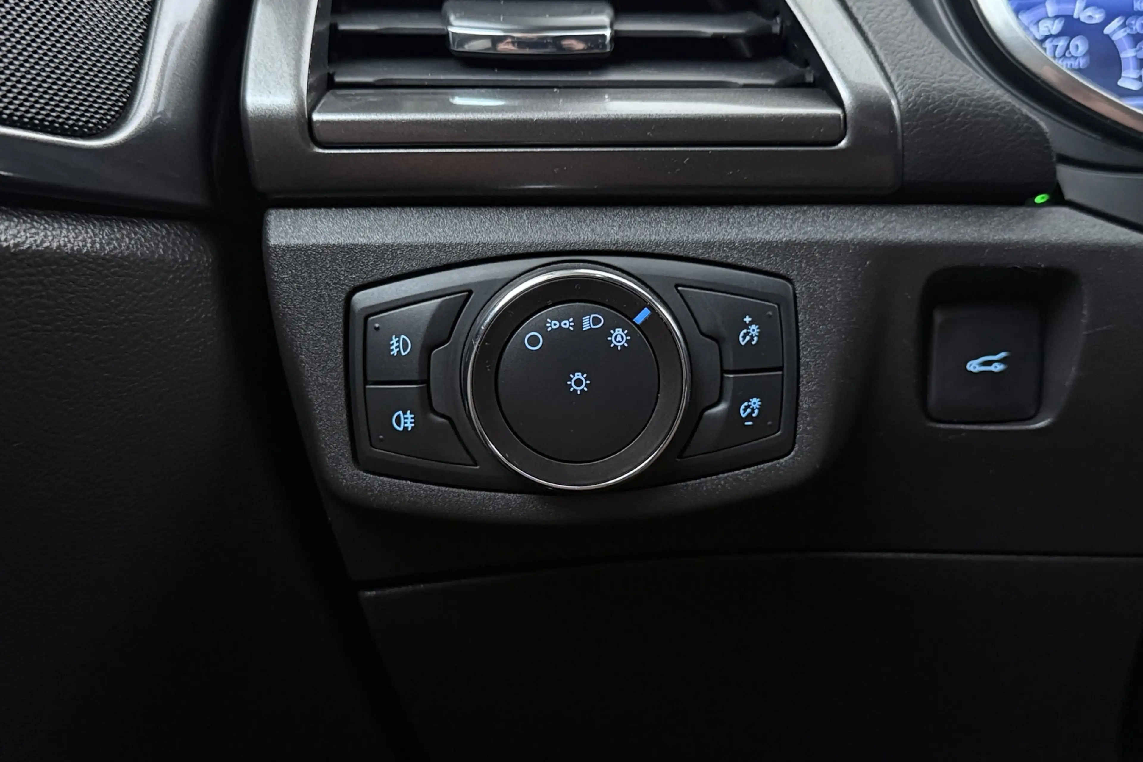 Ford Mondeo Wagon 2.0 IVCT HEV Titanium | Trekhaak | Org NL | — photo 36