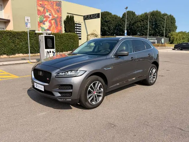 Jaguar F-Pace 2.0d R-Sport awd 180cv auto