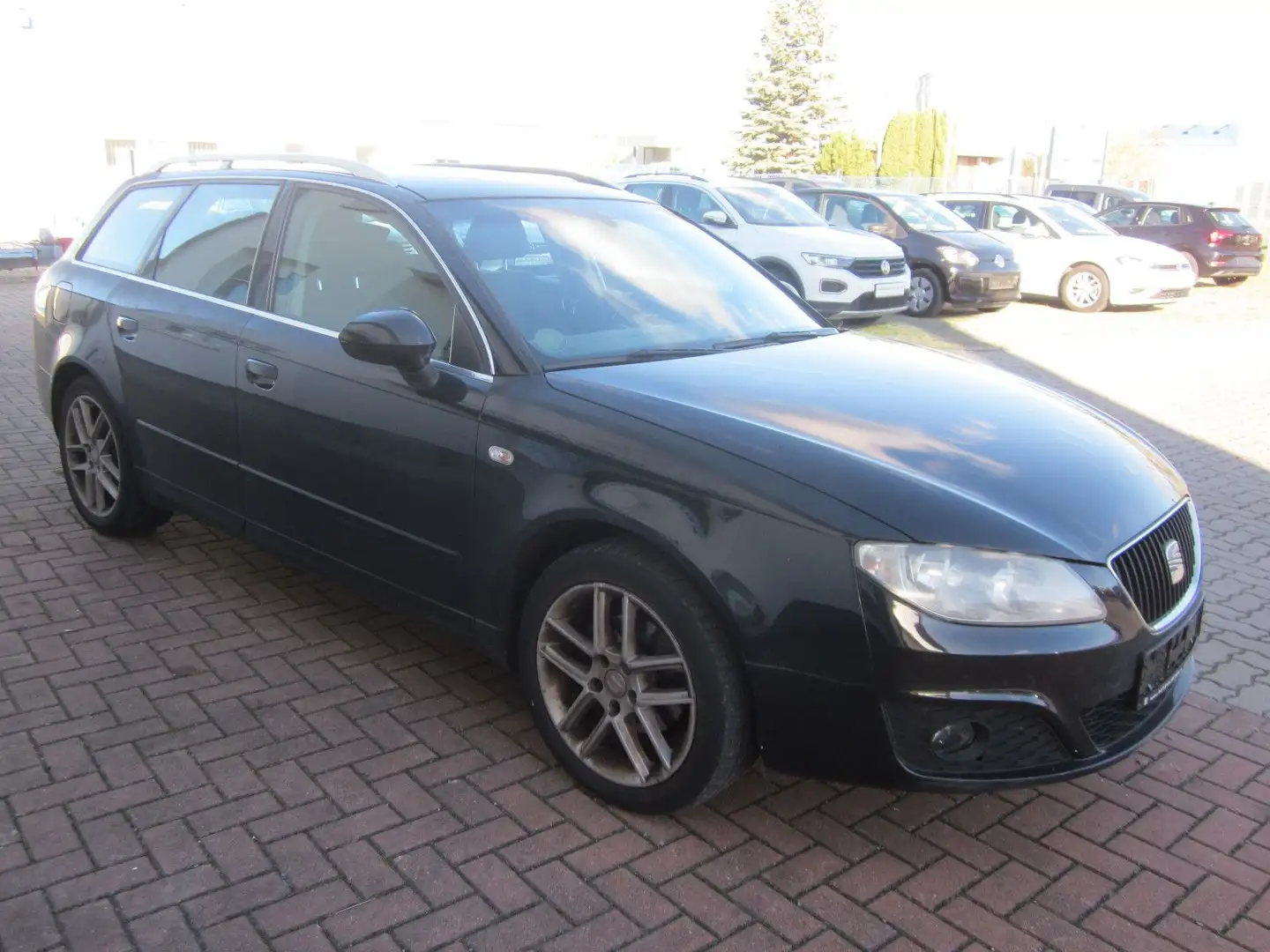 SEAT Exeo ST Style+KlIMAAUTOM.+17"+WINTERRÄDER Schwarz - 2