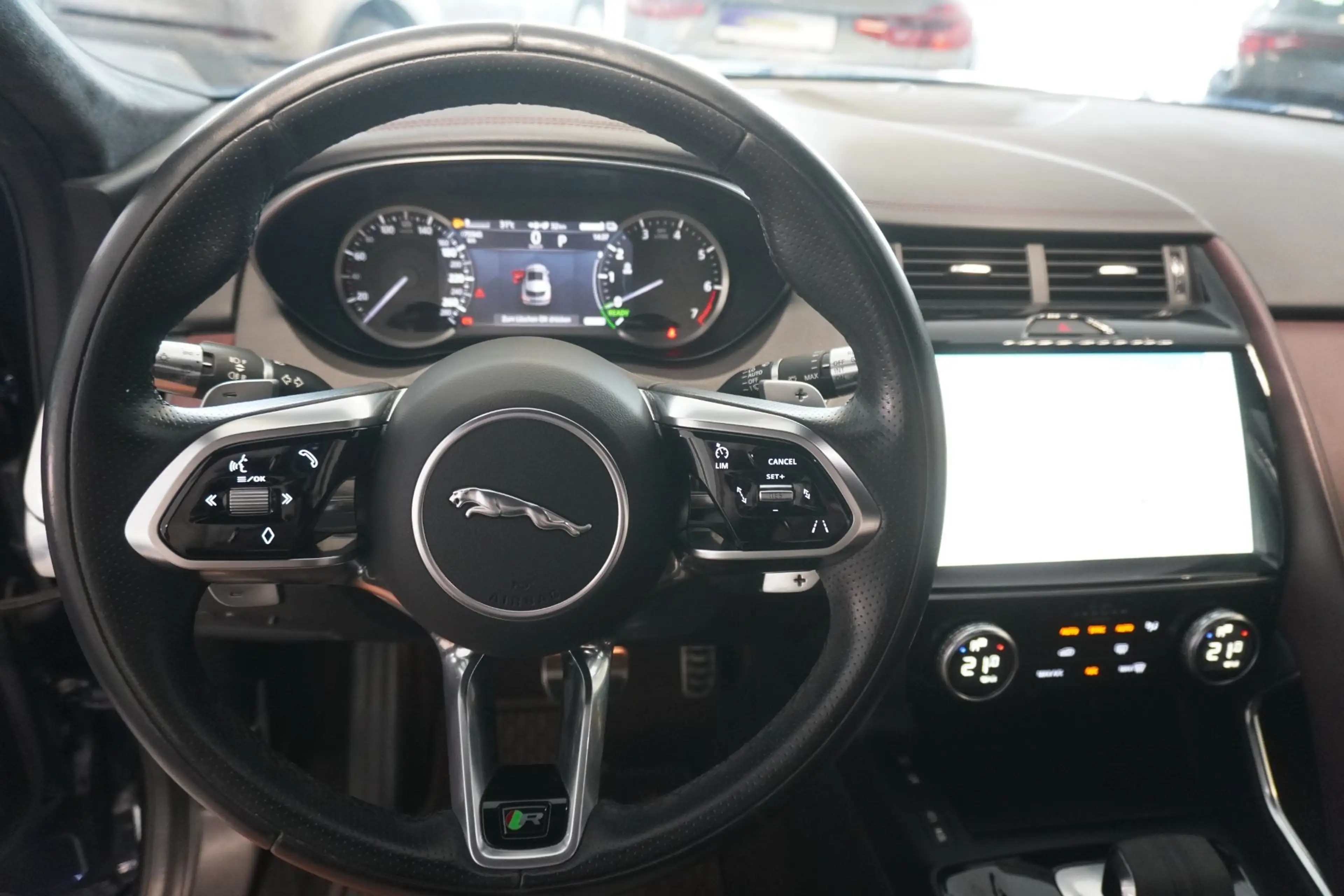 Jaguar E-Pace P300e R-Dynamic S AWD PHEF Aut. LED/Kamera/Navi — photo 11
