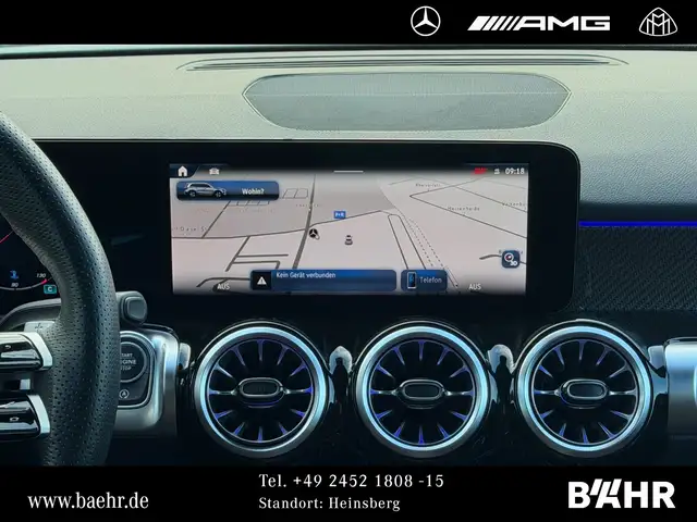 Mercedes-Benz GLB view 12