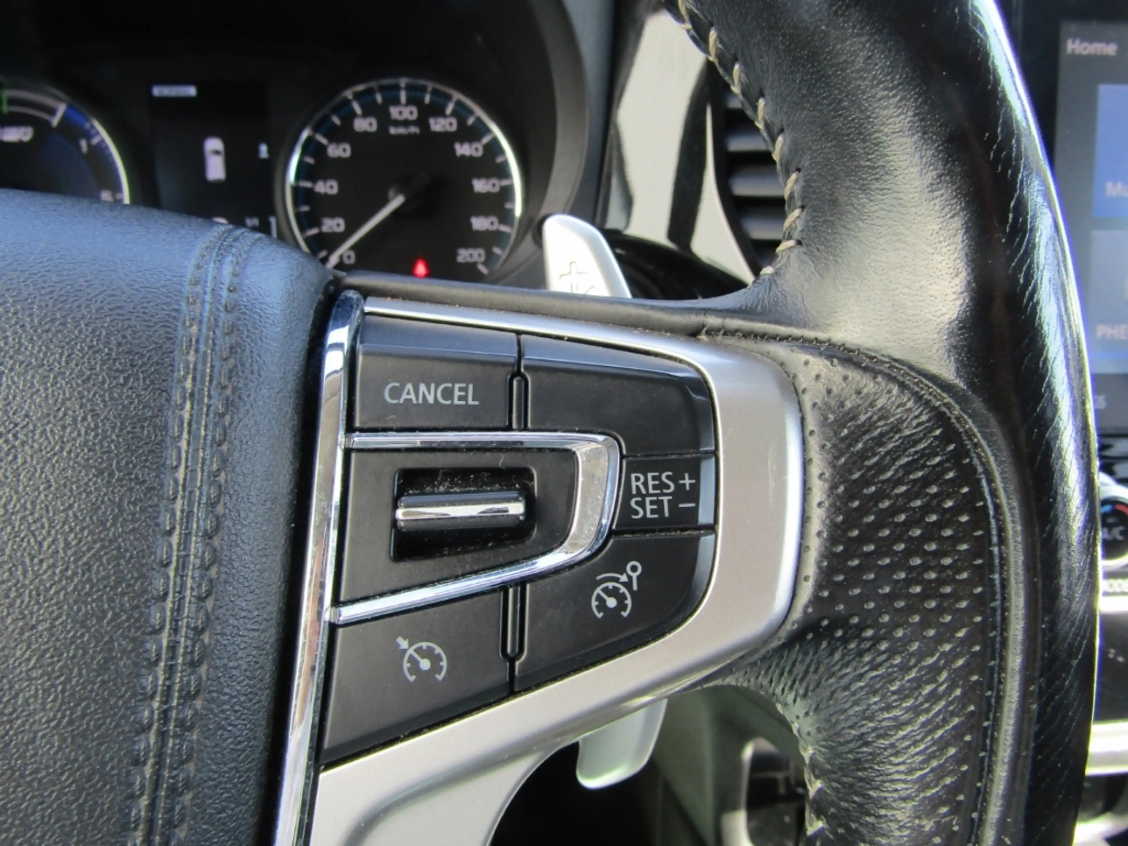 Mitsubishi Outlander PHEV Basis 4WD SHZ KAMERA TEMPOMAT — photo 8