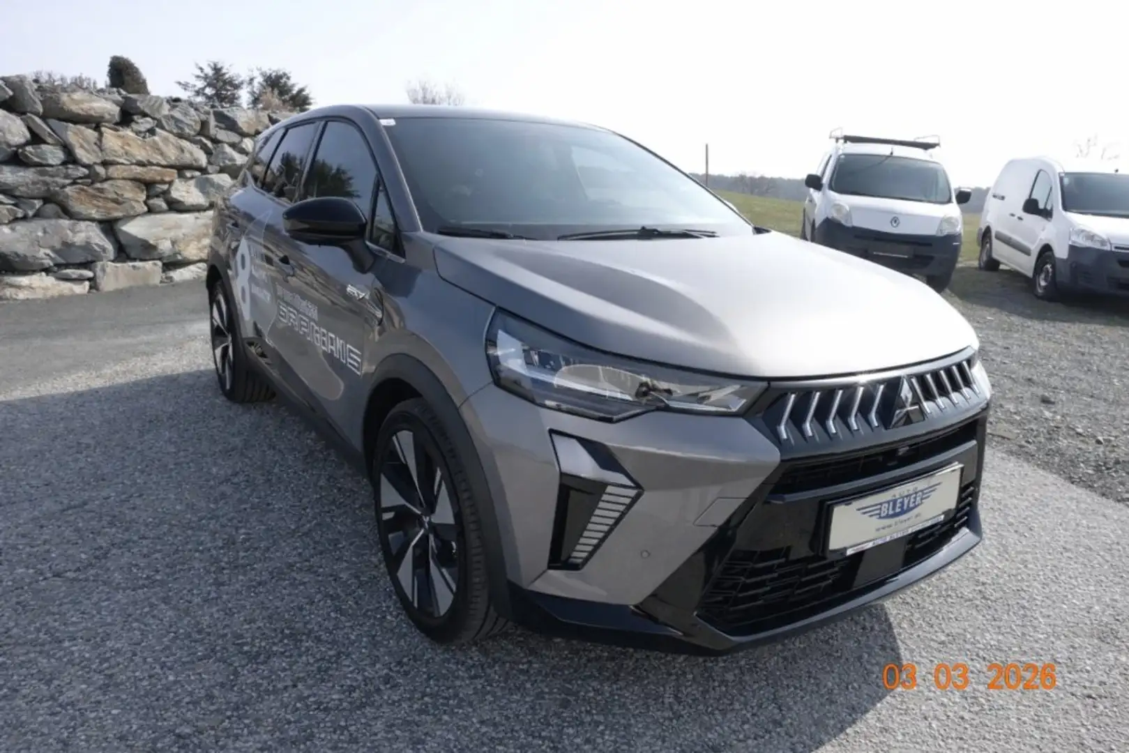 Mitsubishi Grandis 1,8 HEV Diamond C AT 26 Grau - 2