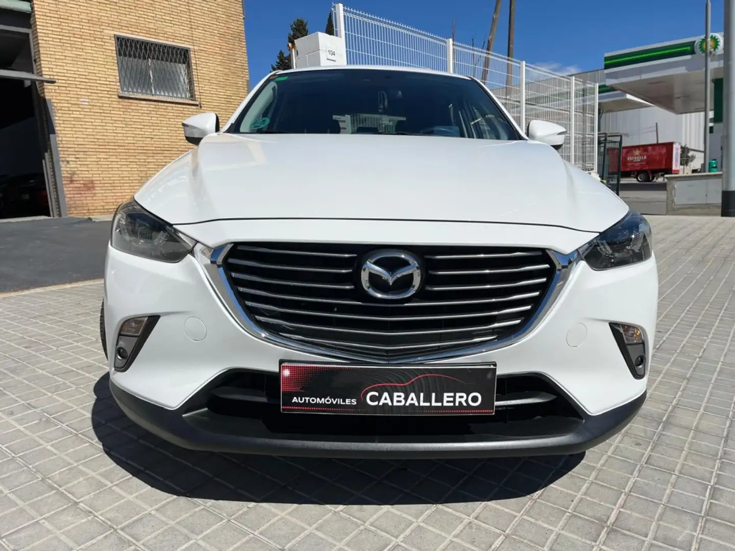 Mazda CX-3 2.0 Luxury 2WD Aut. 120 Blanco - 2