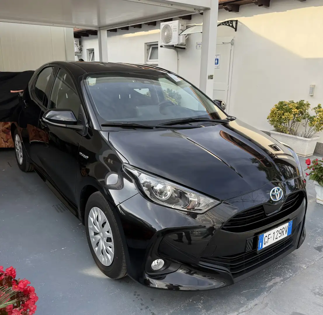 Toyota Yaris 1.5h Business - 2