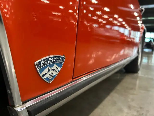 Porsche 911 view 30