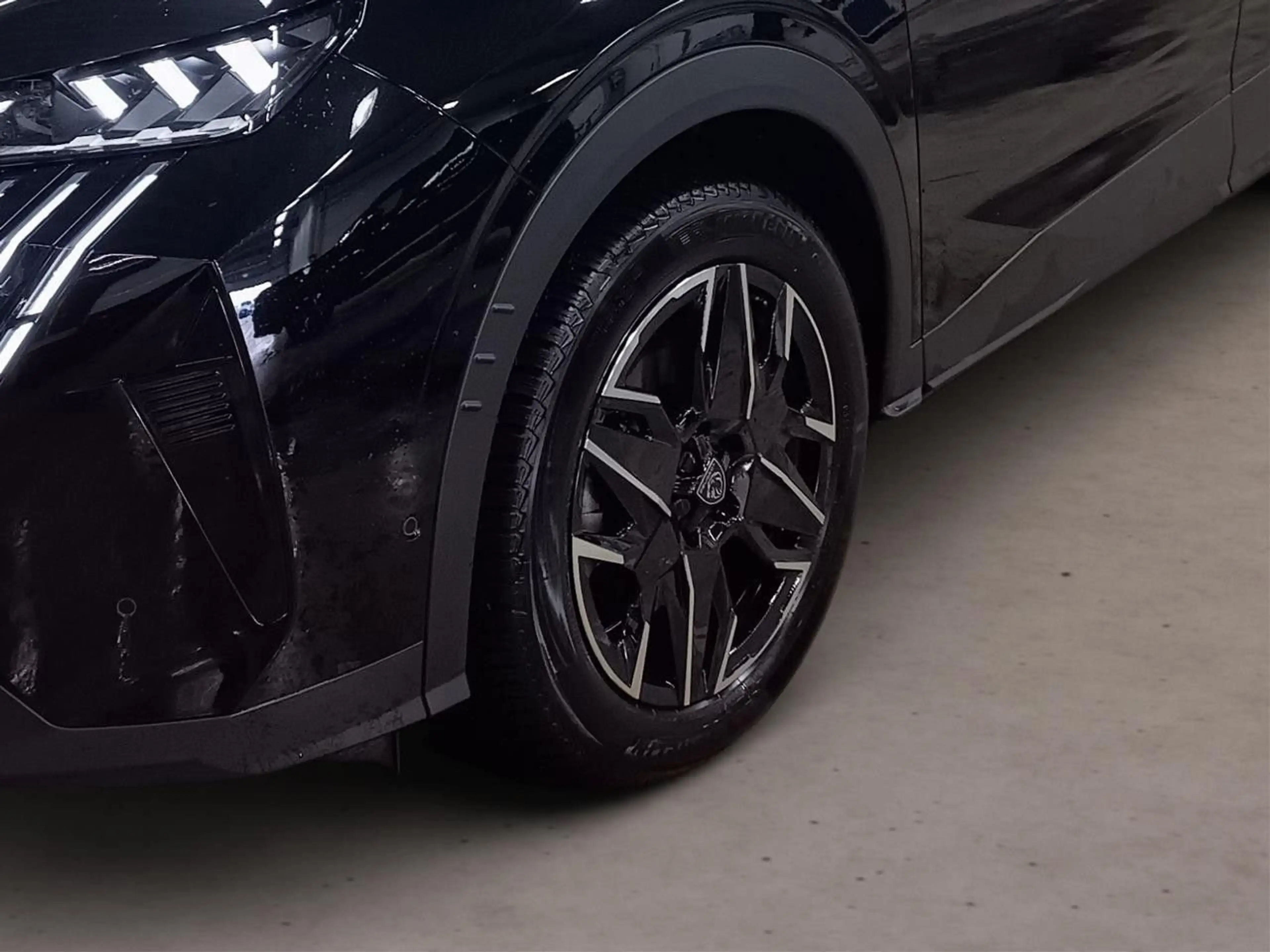 Peugeot 5008 GT Hybrid 145 e-DSC6 SHZ*LHZ*EL.HECK*360KAM — photo 14