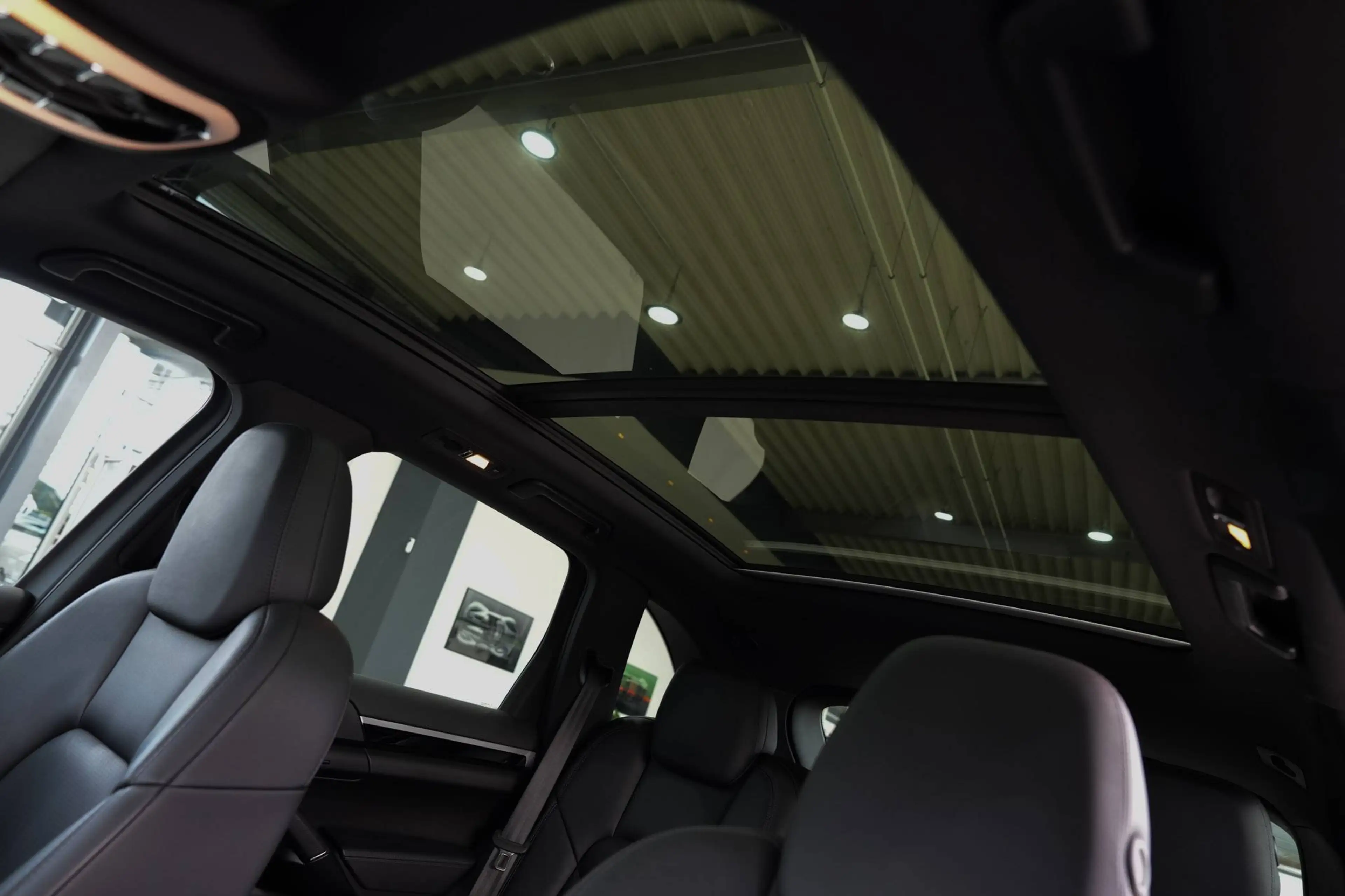 Porsche Cayenne S*LUFTFED*KAMERA*PANO*LM"21"*8-WEGE* — photo 15
