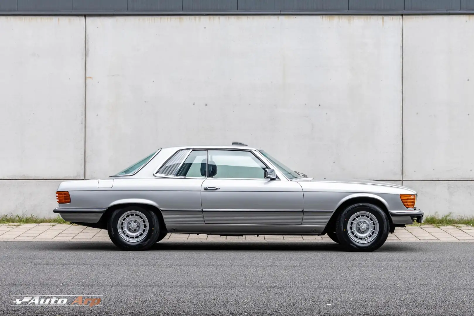 Mercedes-Benz SL 350 SLC coupé Сірий - 2