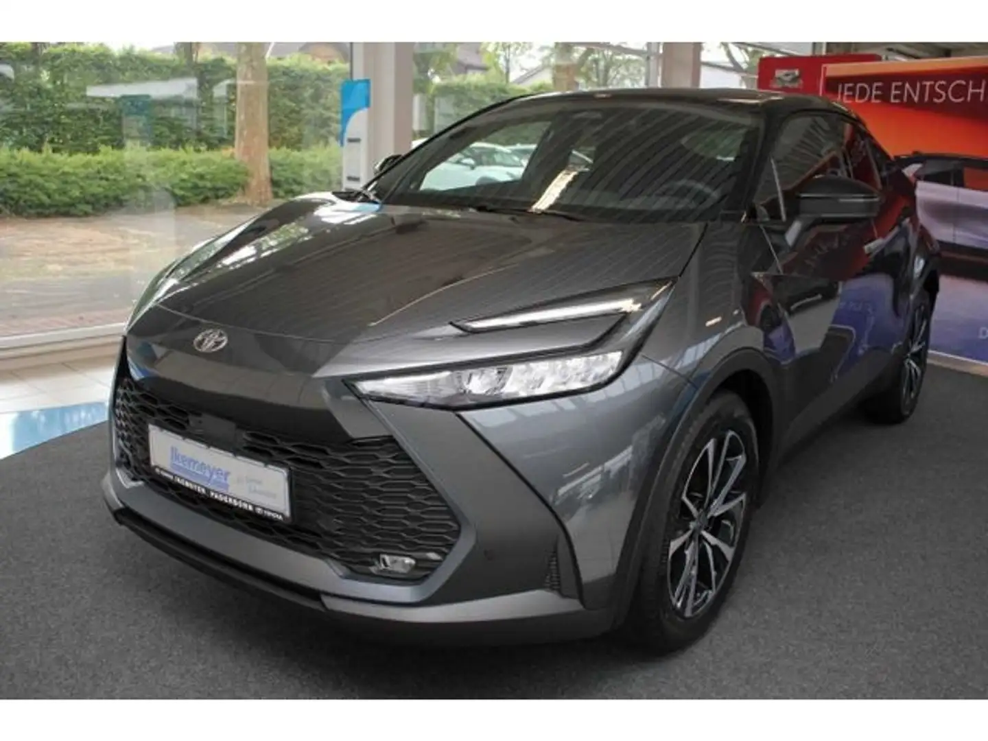 Toyota C-HR 1.8 Hybrid Team Deutschland Zweifarblackier Grey - 1