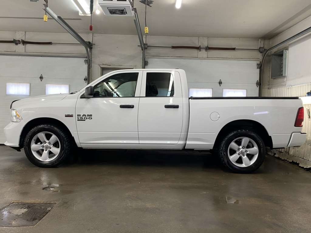 2022 RAM 1500 Tradesman 4x4 V8 5.7L Quad Cab **VÉHICULE CERTIFIÉ — снимка 1