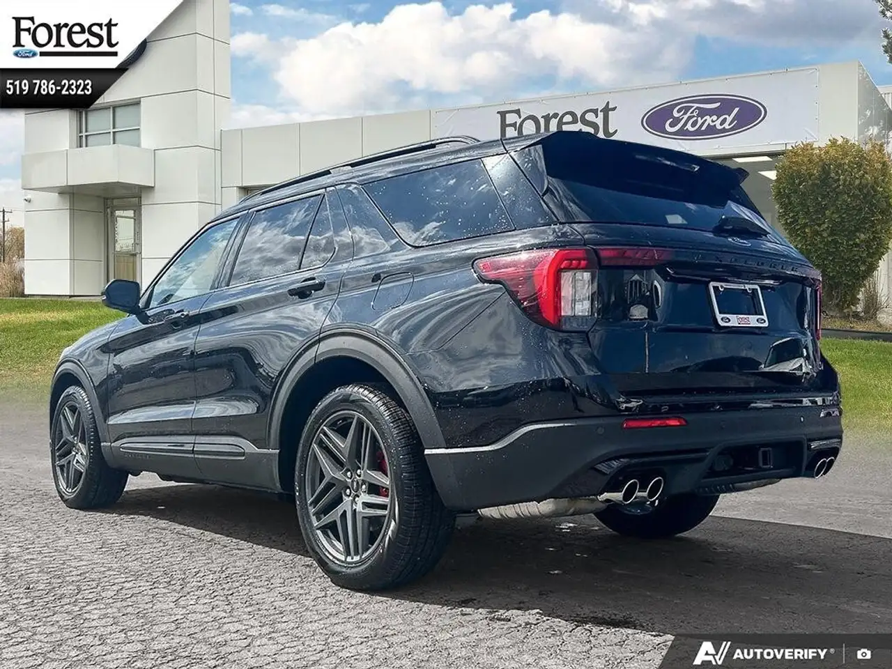 Ford Explorer снимка Ford Explorer