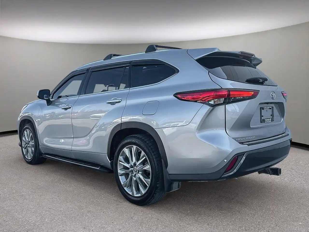 Toyota Highlander снимка Toyota Highlander