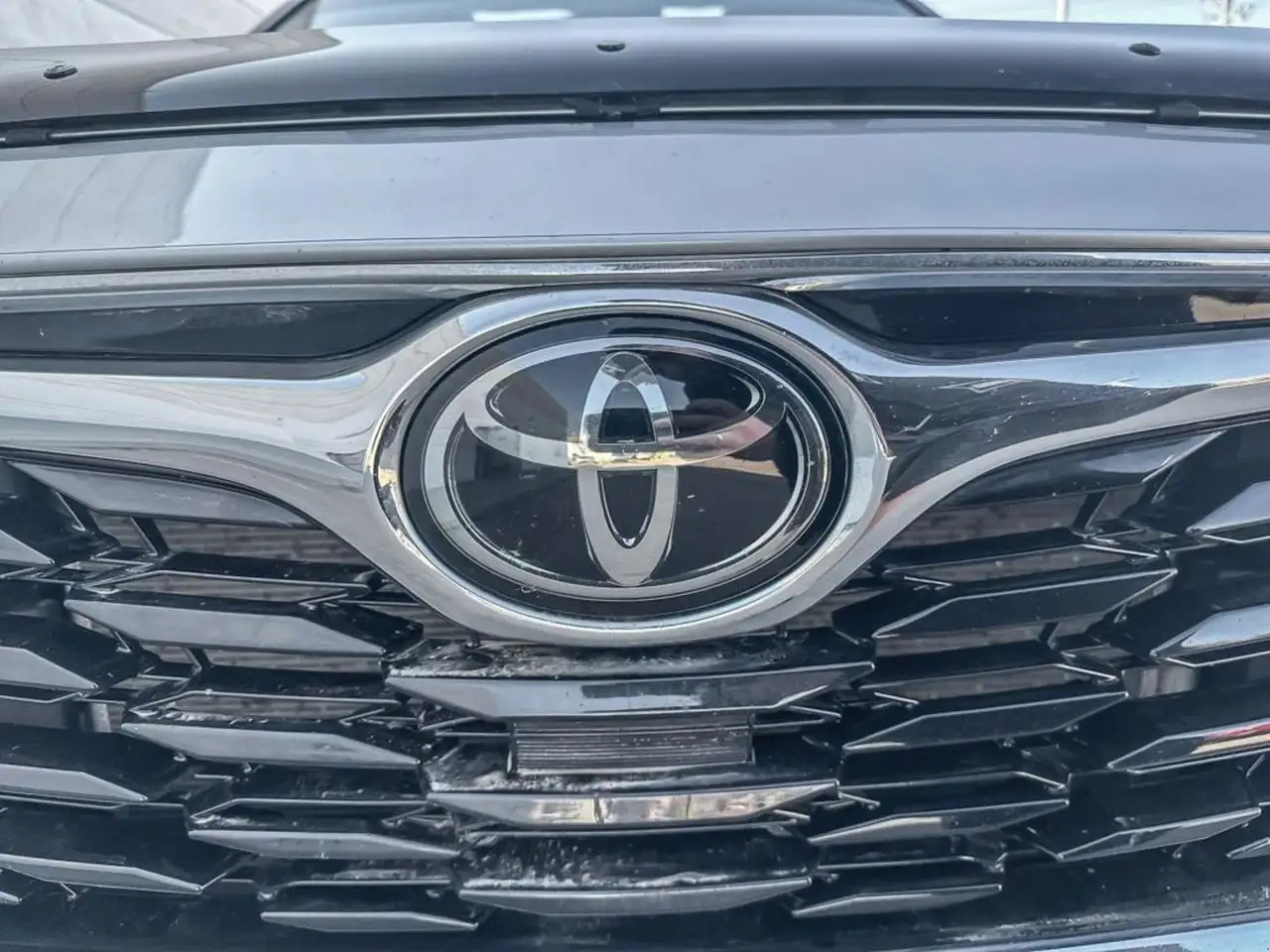 Toyota Highlander снимка Toyota Highlander